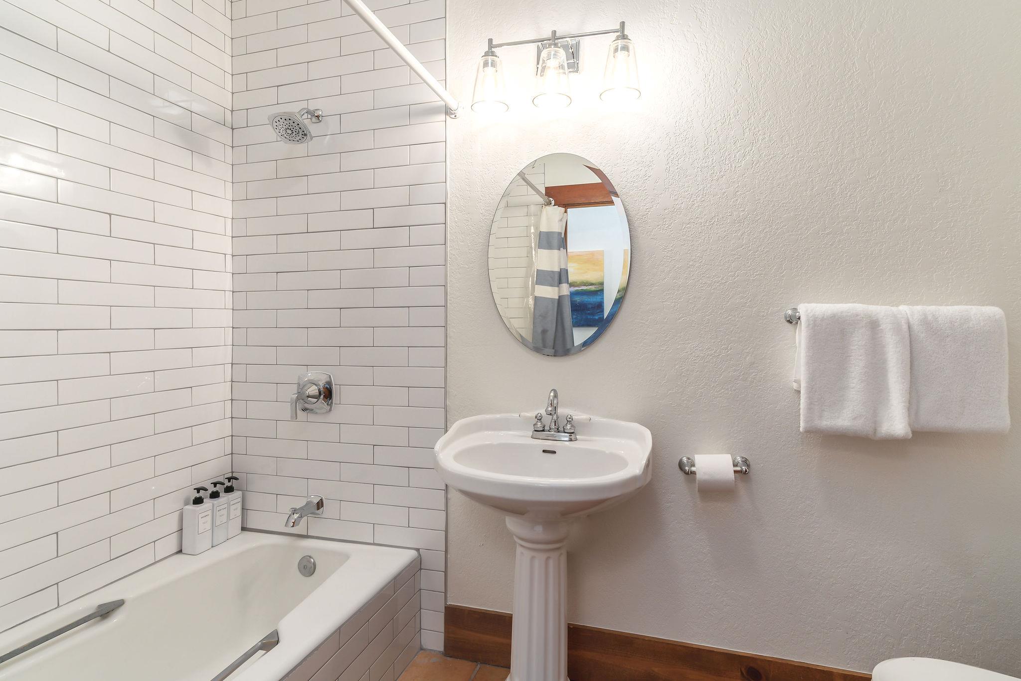 203 Leland St, Austin, TX 78704