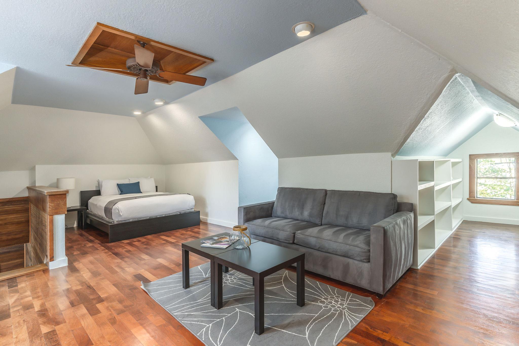 203 Leland St, Austin, TX 78704