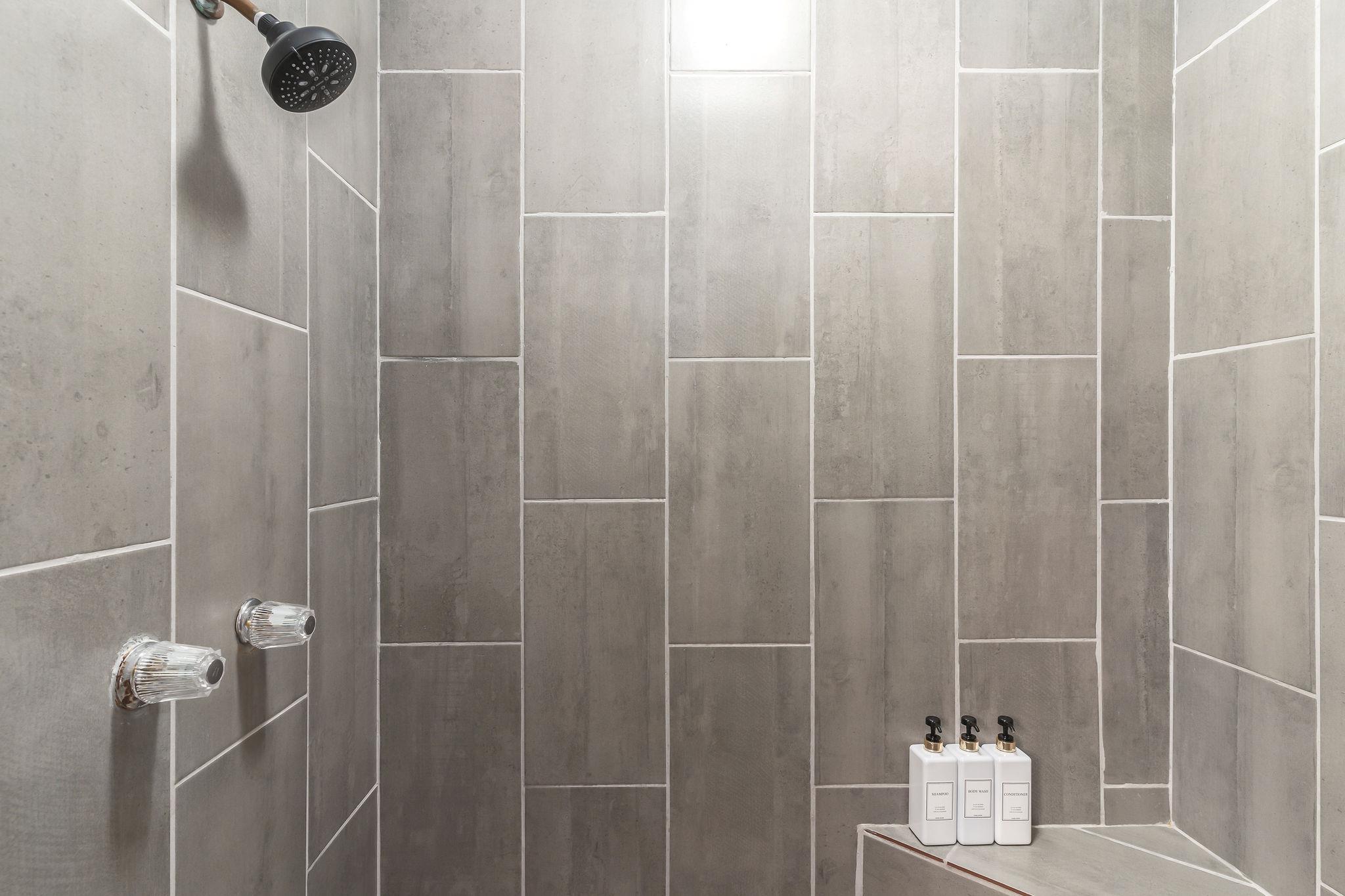 203 Leland St, Austin, TX 78704