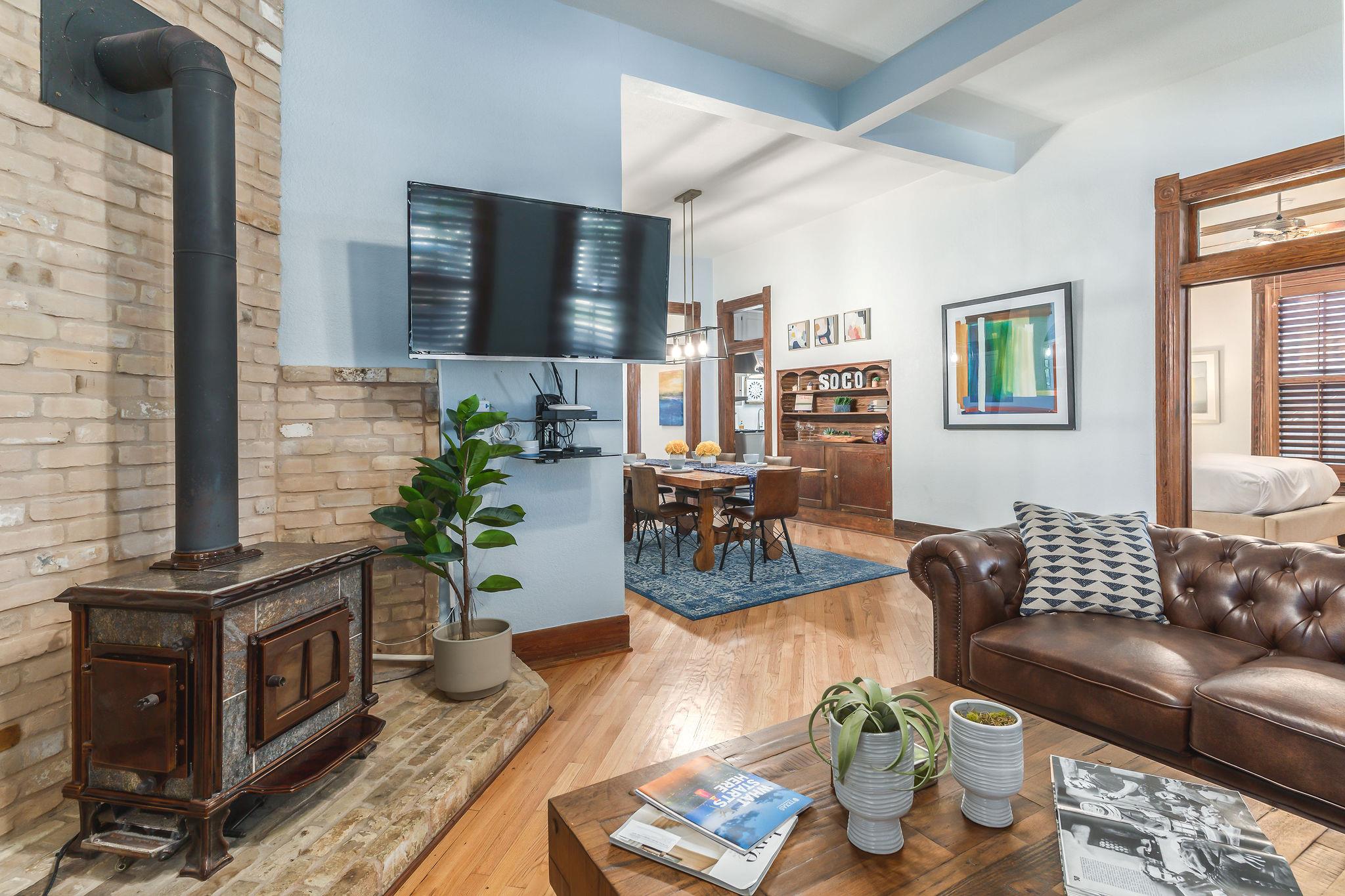 203 Leland St, Austin, TX 78704