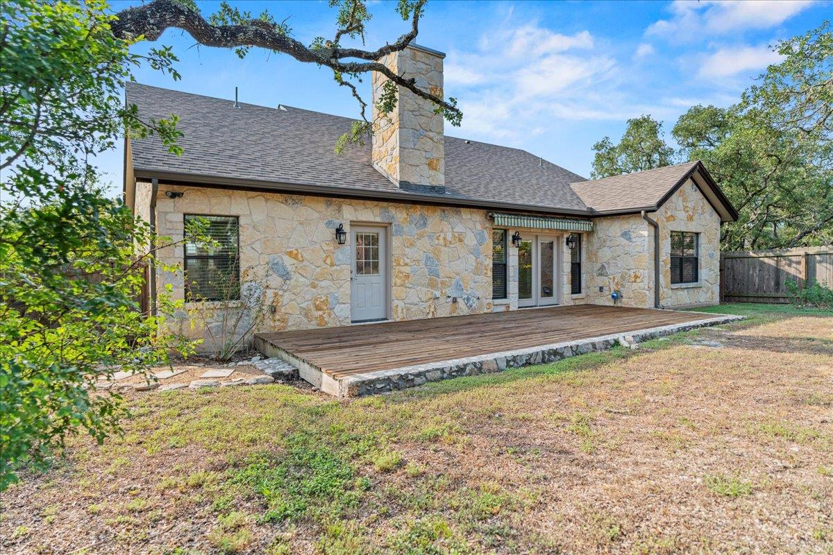 72 Augusta Dr, Wimberley, TX 78676
