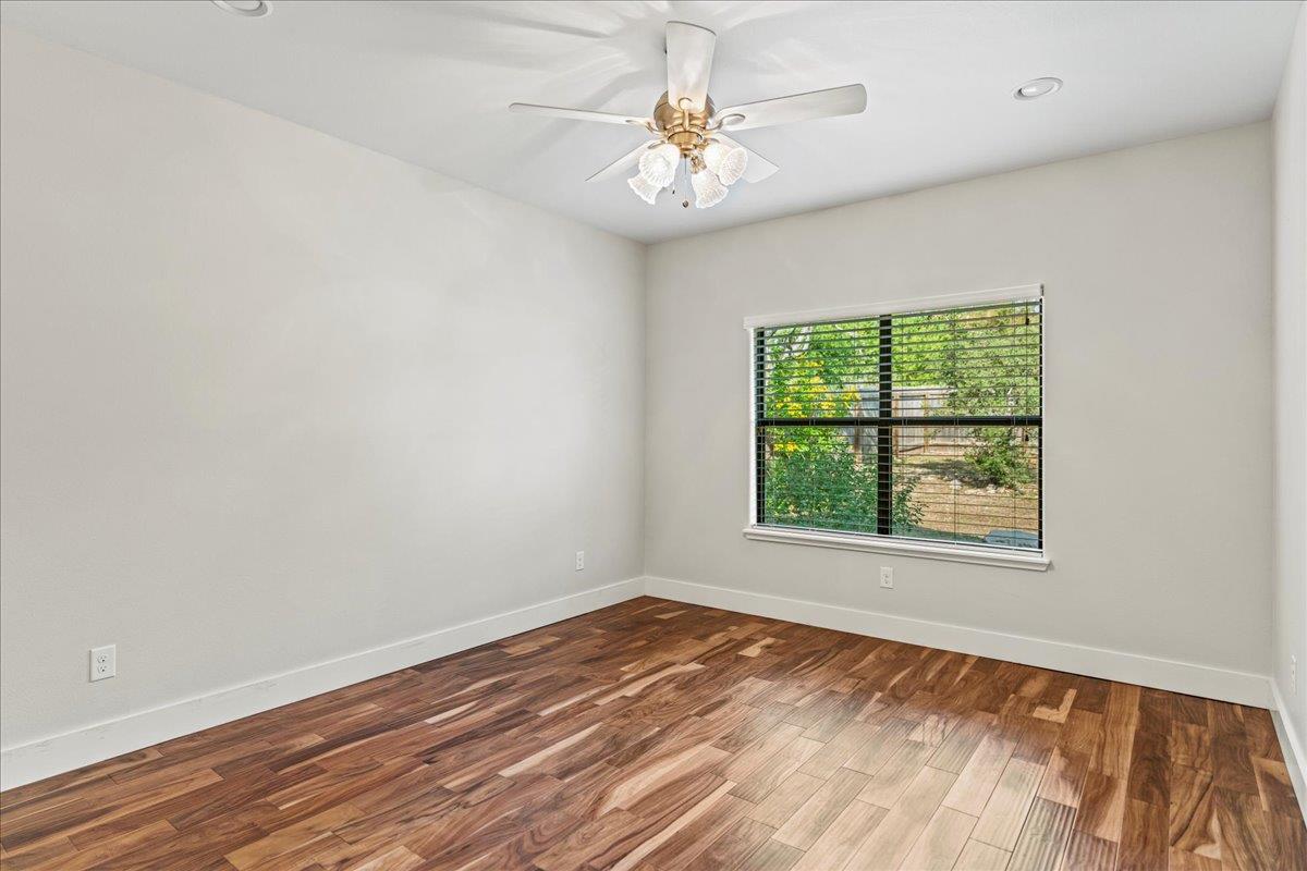 72 Augusta Dr, Wimberley, TX 78676