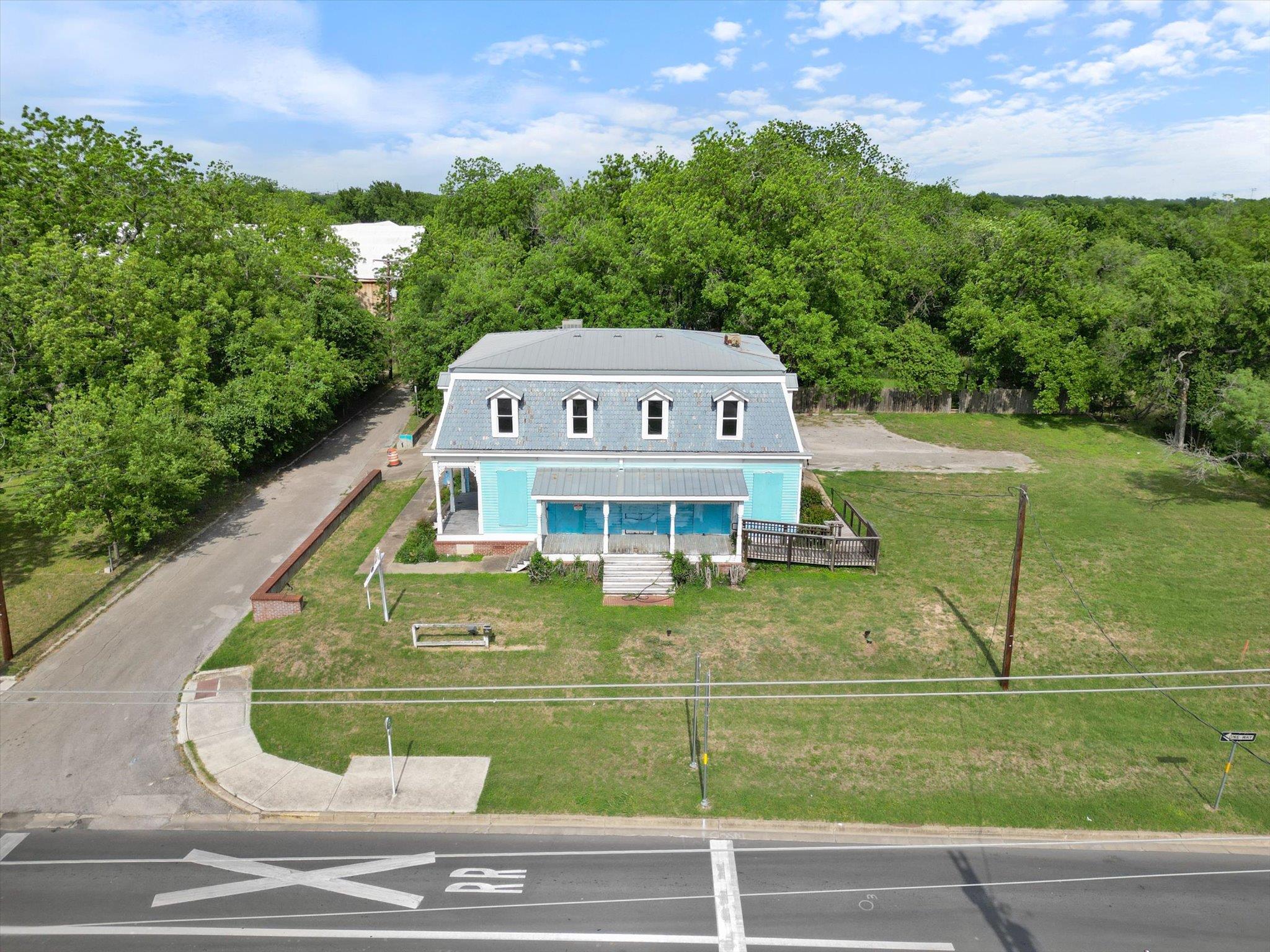 321 S Lbj, San Marcos, TX 78666