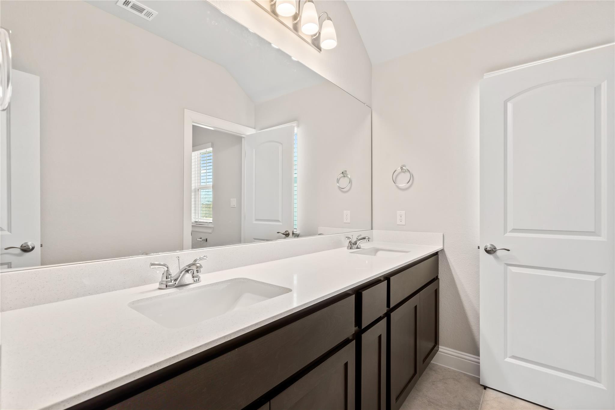 221 Bent Creek Ln, Georgetown, TX 78628