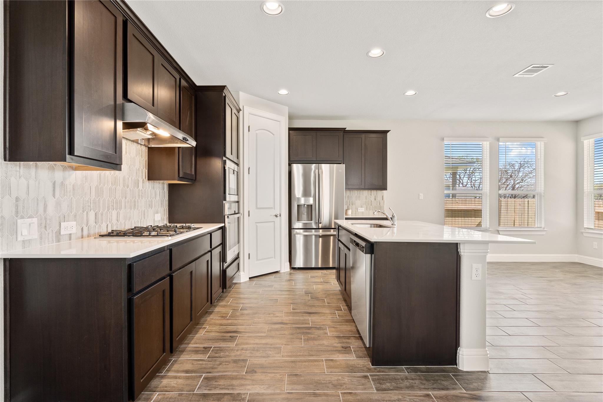 221 Bent Creek Ln, Georgetown, TX 78628