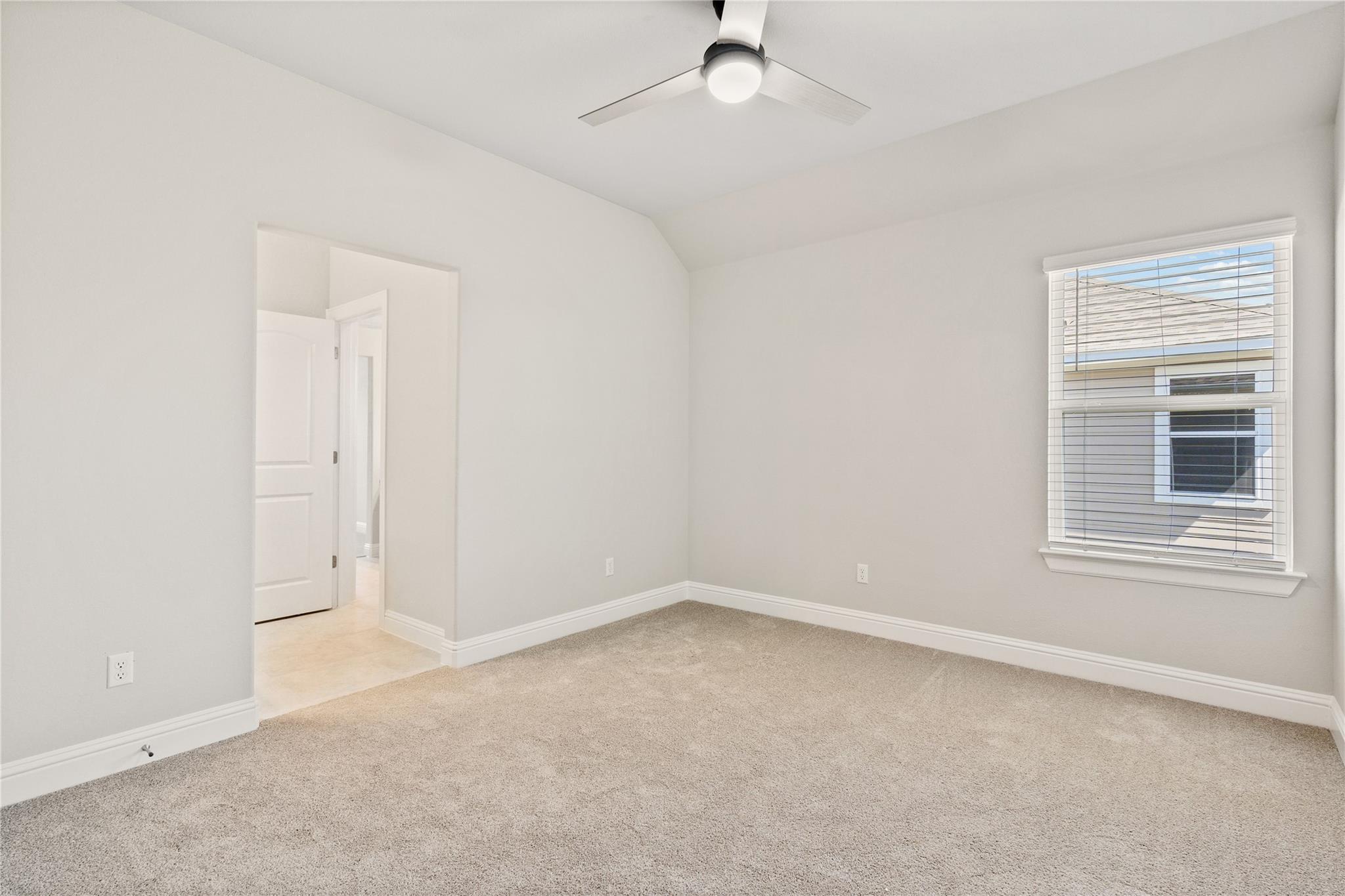 221 Bent Creek Ln, Georgetown, TX 78628