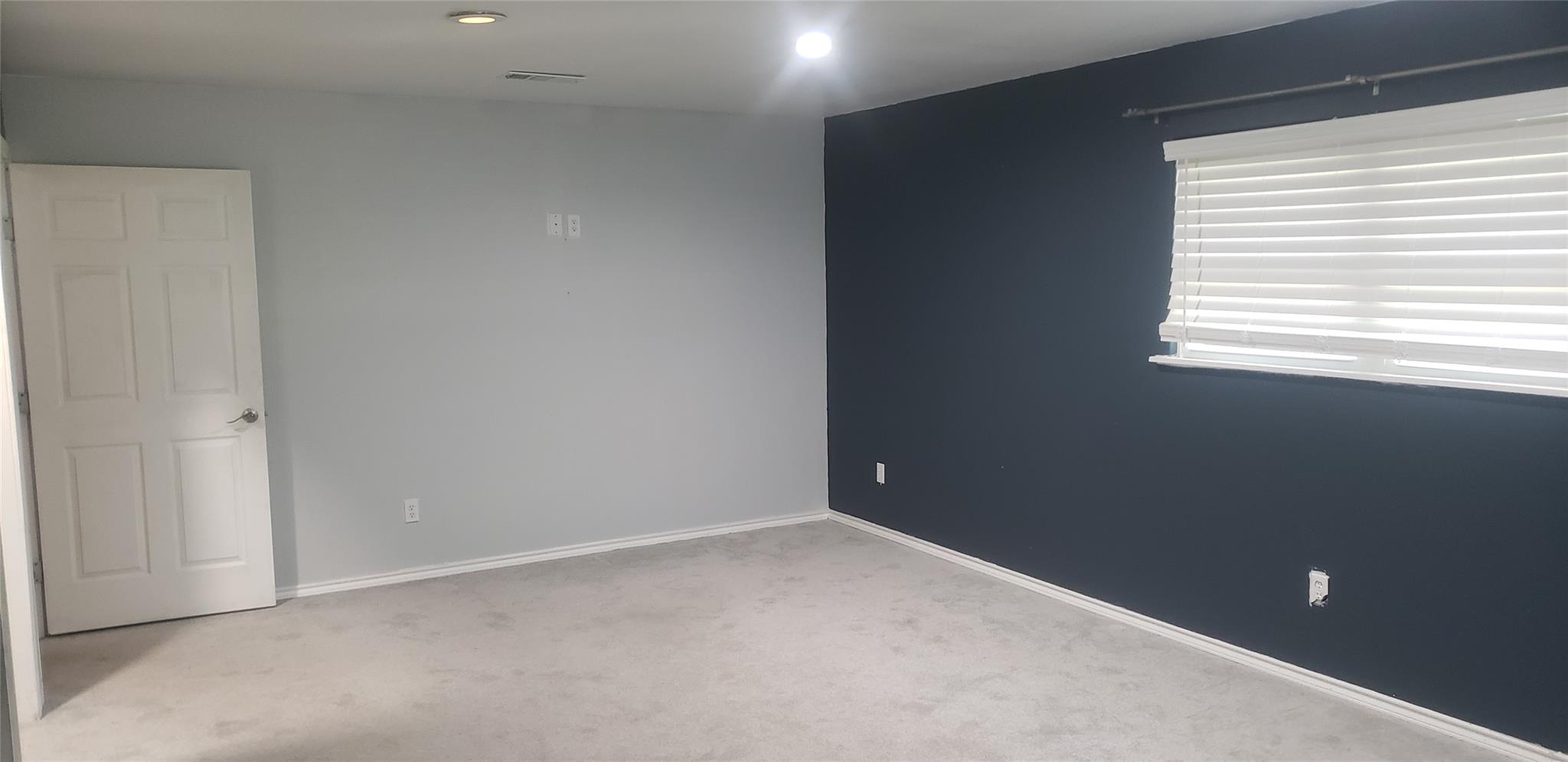 1313 Oakridge Dr, Blanco, TX 78606