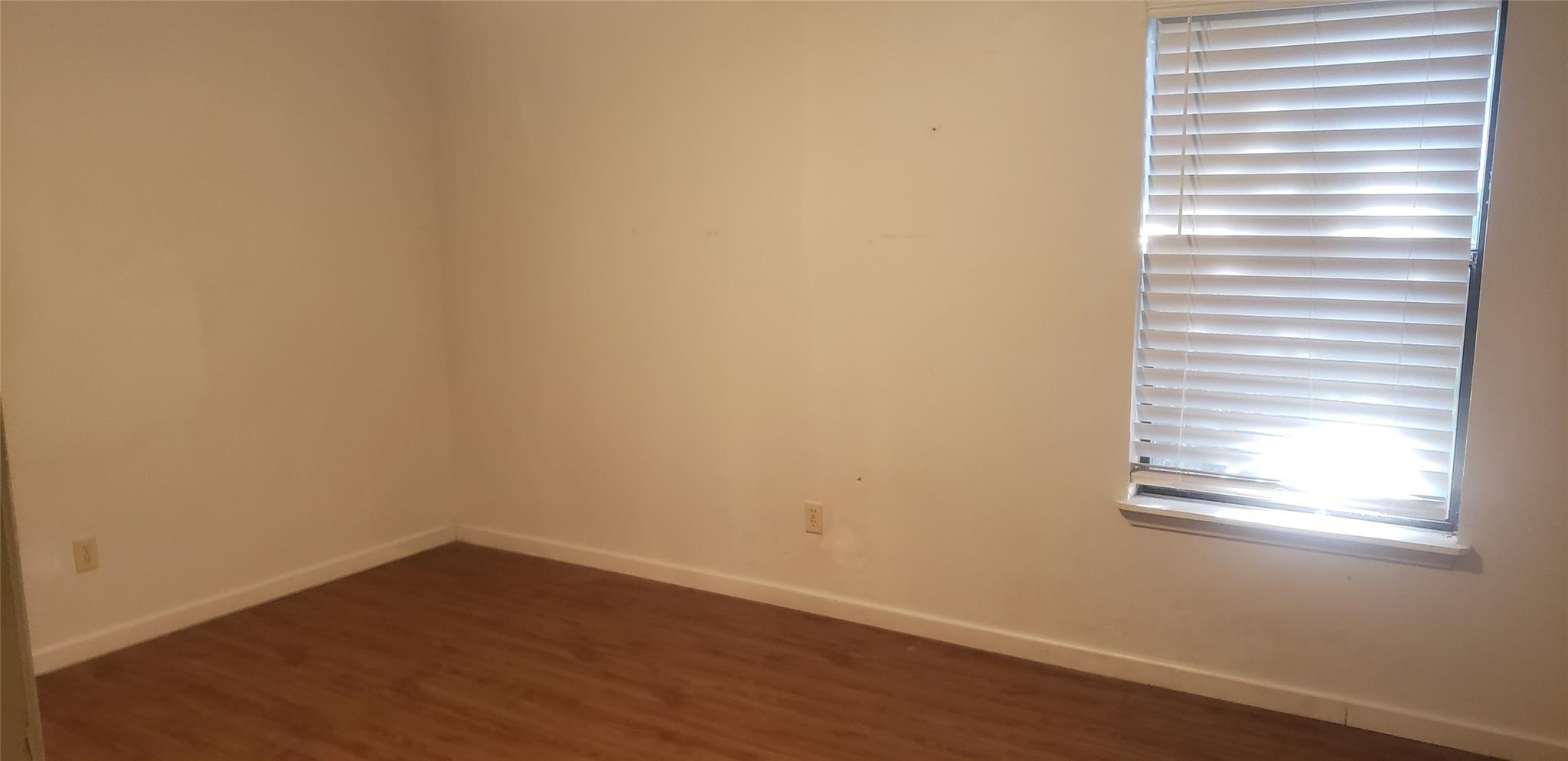 1313 Oakridge Dr, Blanco, TX 78606