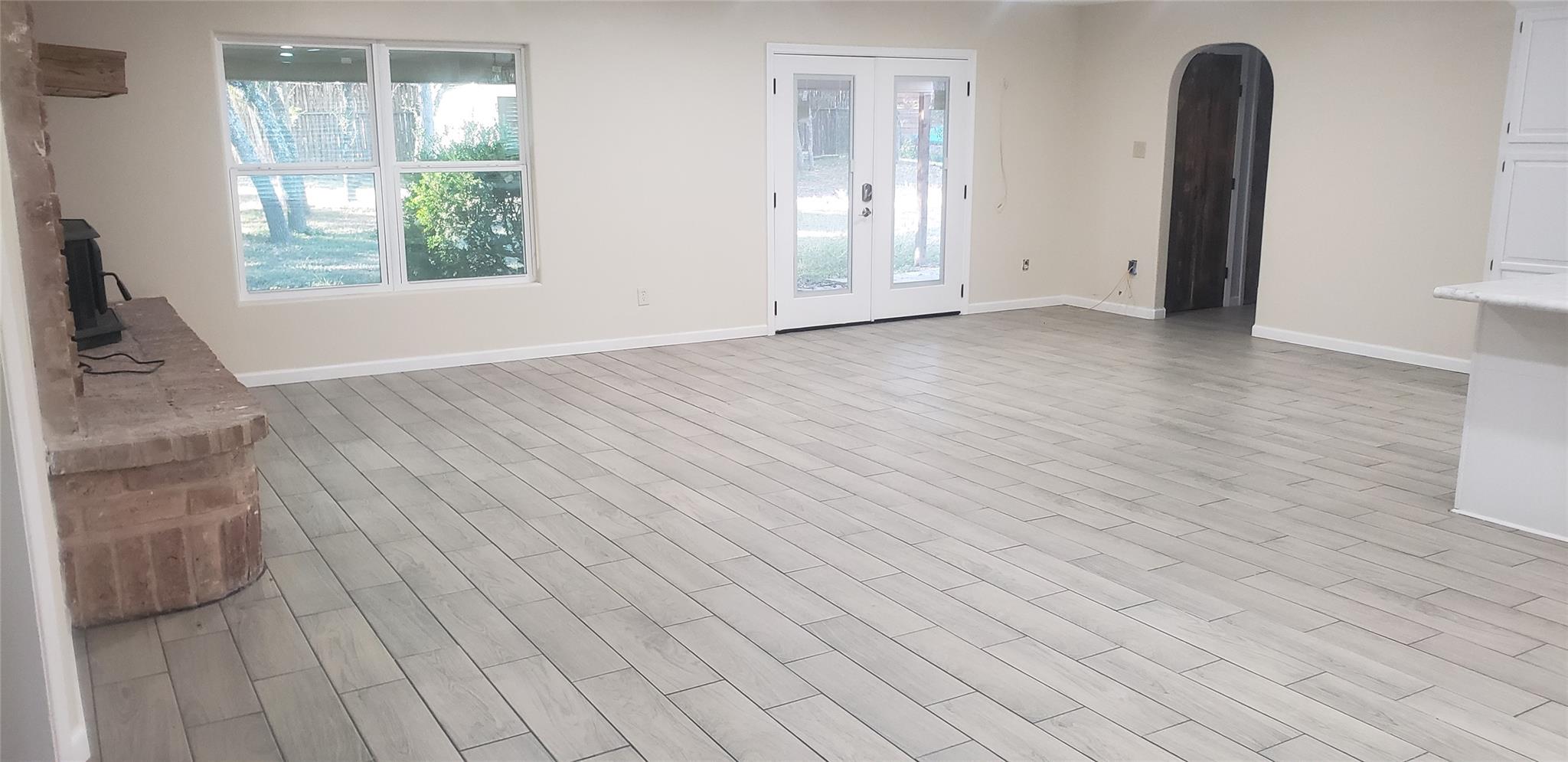 1313 Oakridge Dr, Blanco, TX 78606