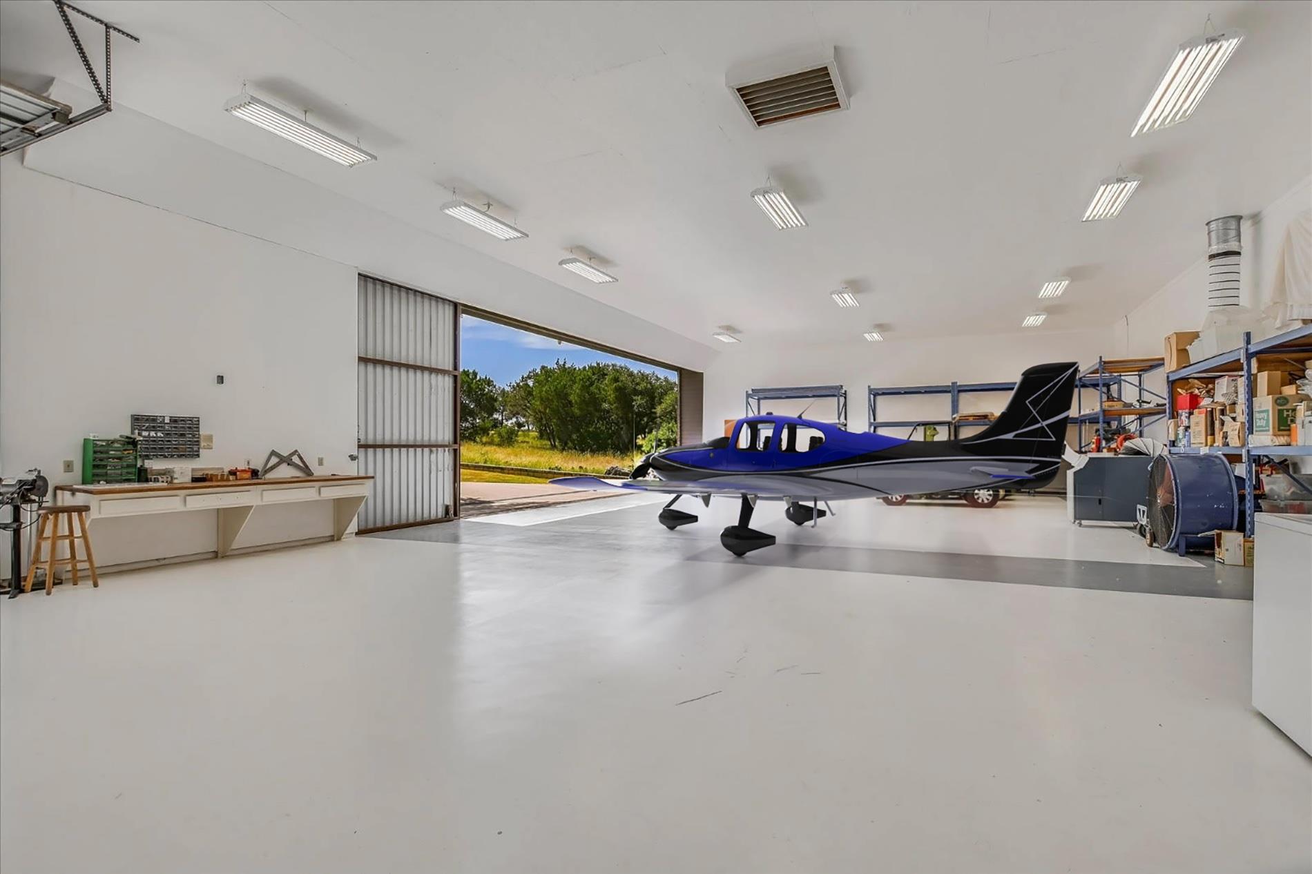 1311 Clayton Nolen Dr, Horseshoe Bay, TX 78657