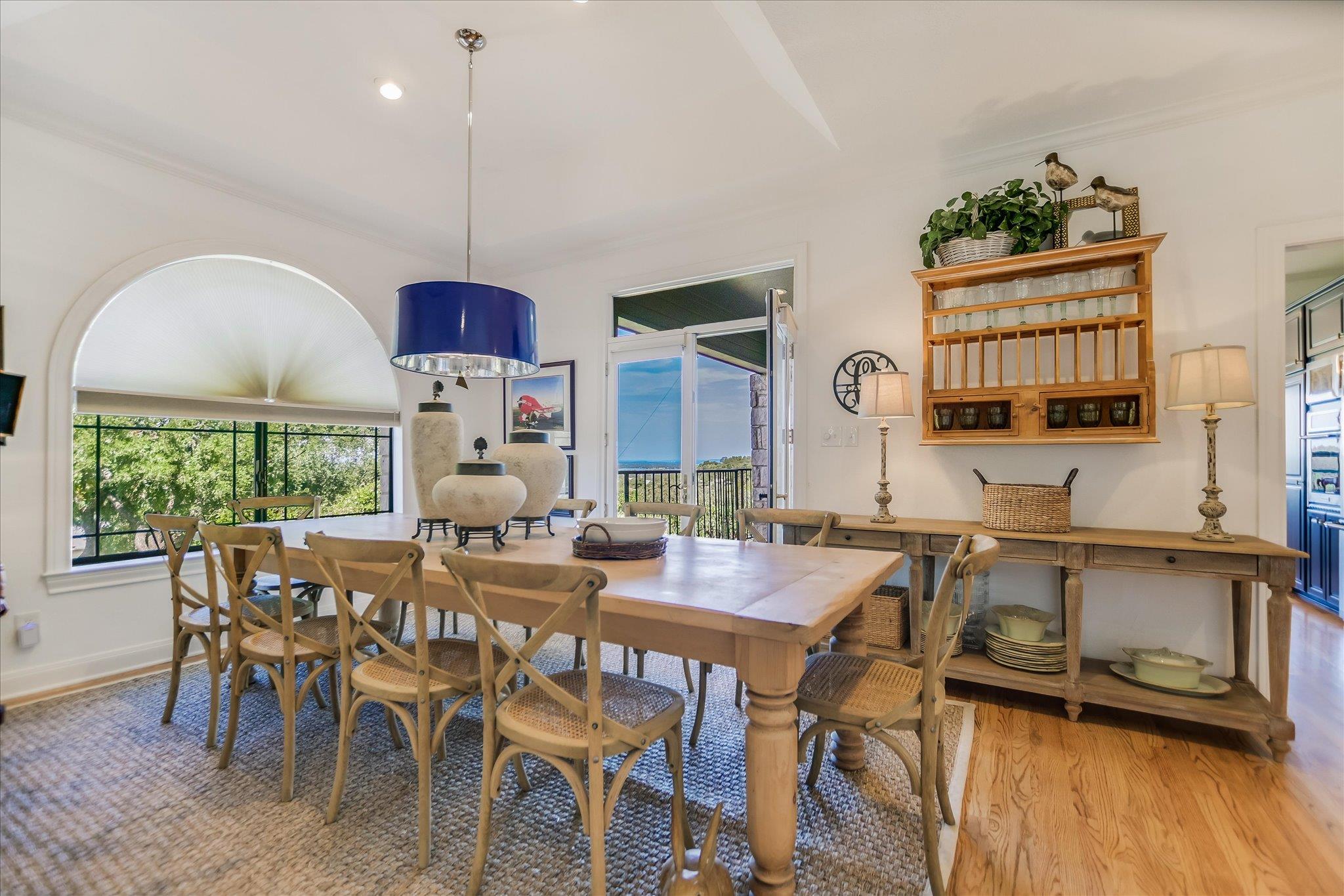 1311 Clayton Nolen Dr, Horseshoe Bay, TX 78657