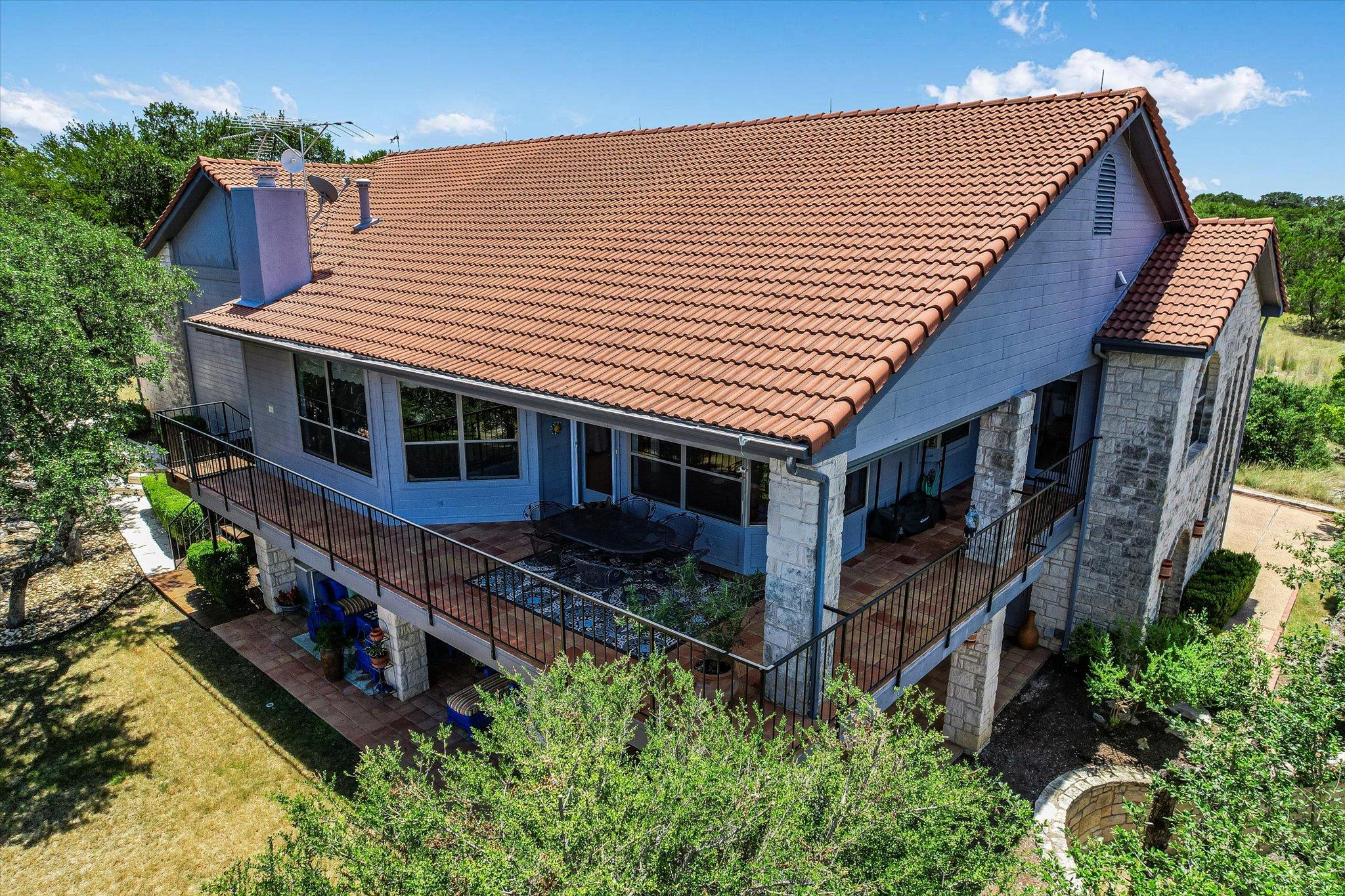 1311 Clayton Nolen Dr, Horseshoe Bay, TX 78657