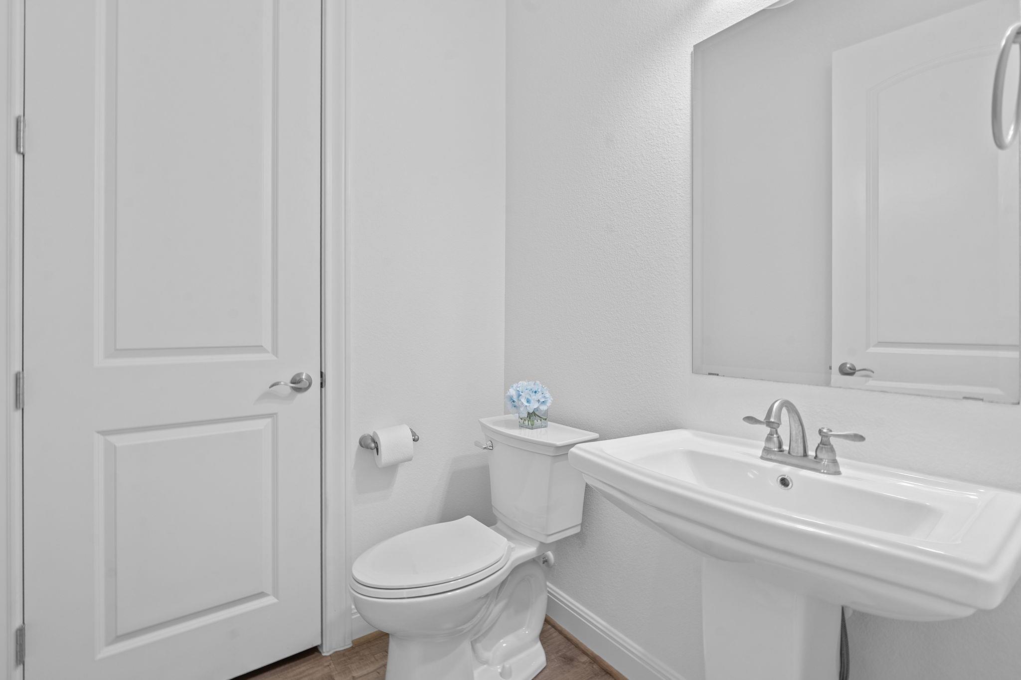 200 Brentwood Dr, Austin, TX 78737