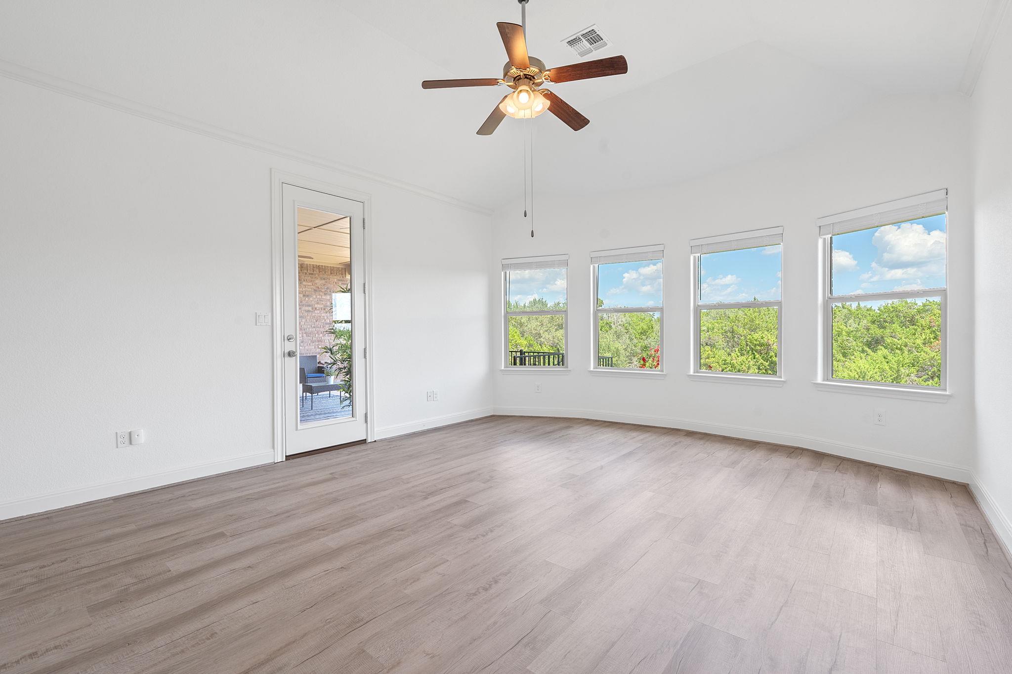 200 Brentwood Dr, Austin, TX 78737