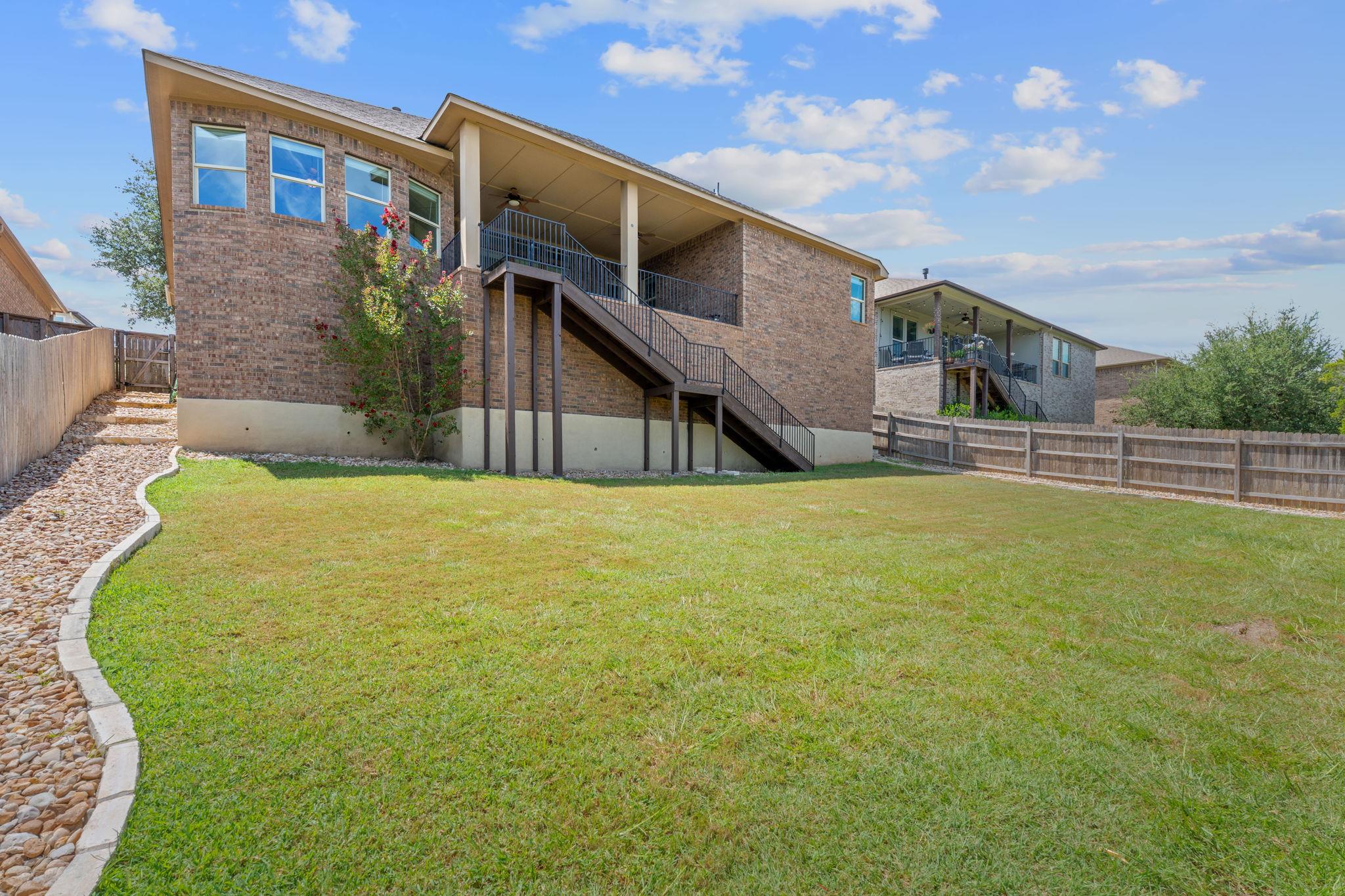 200 Brentwood Dr, Austin, TX 78737