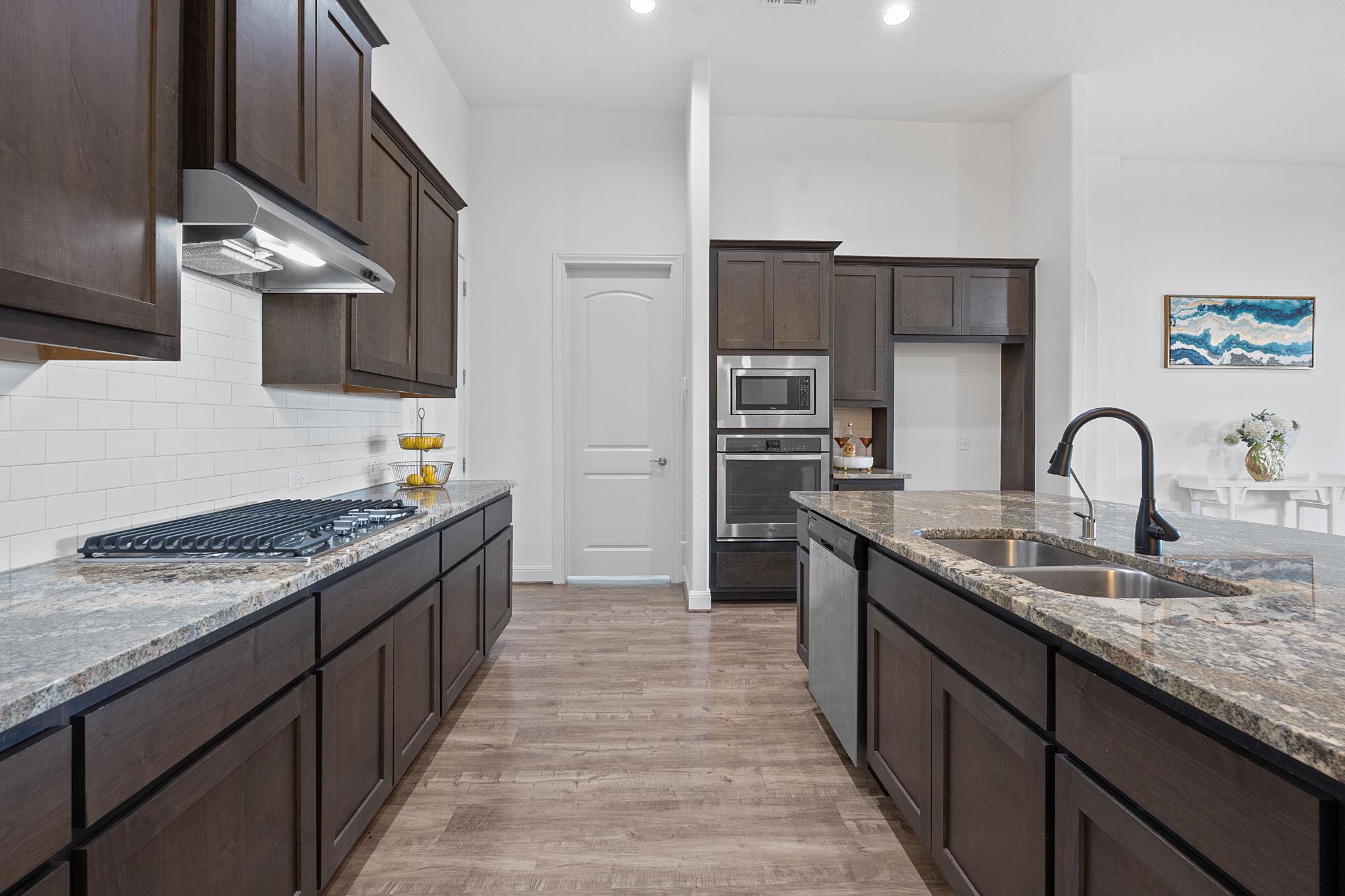 200 Brentwood Dr, Austin, TX 78737