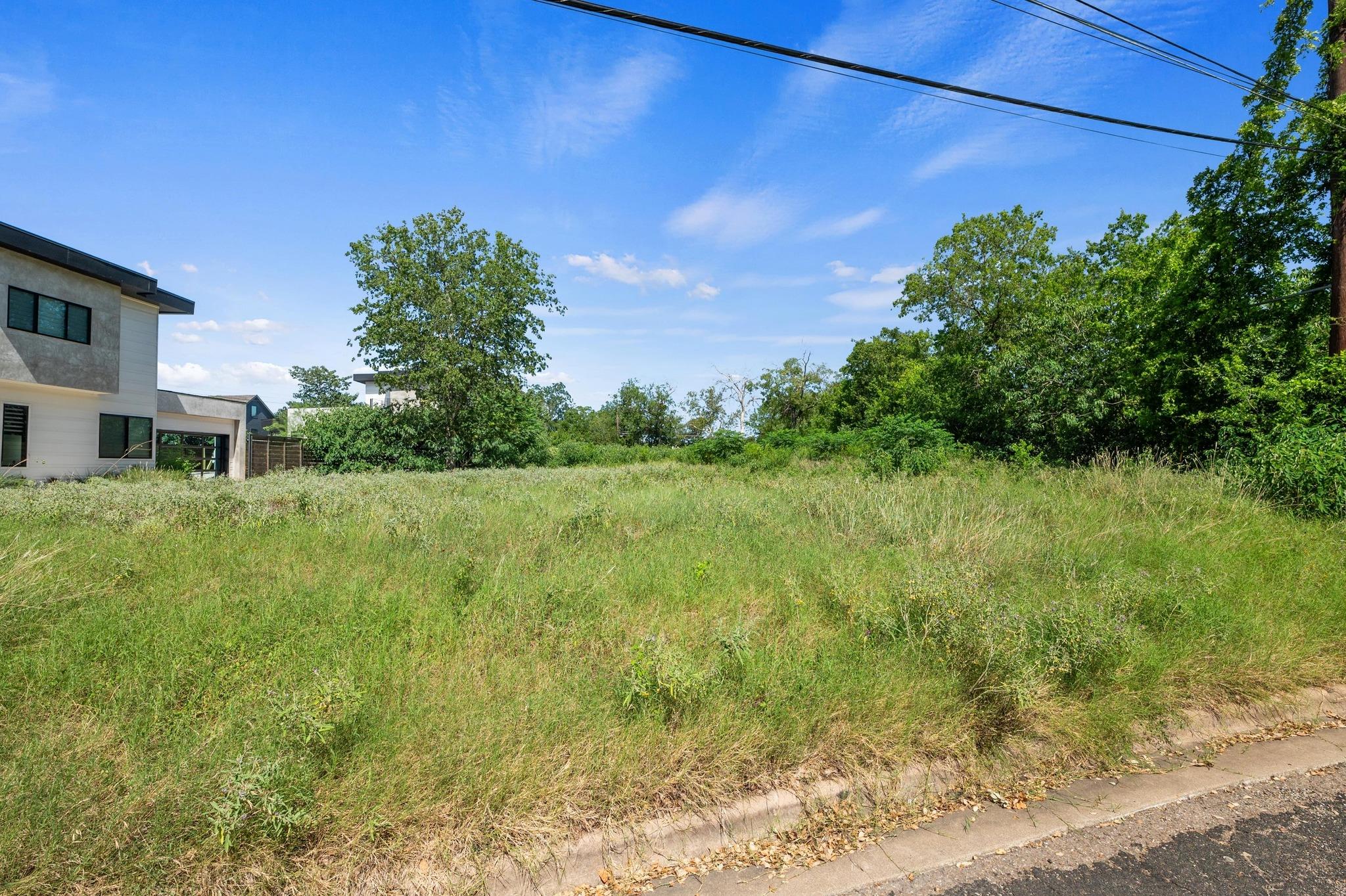 4517 S 3rd St, Austin, TX 78745