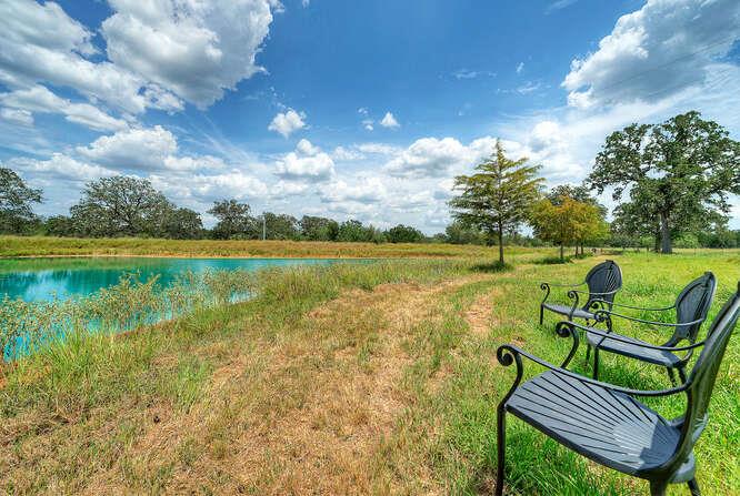 000 Patterson Rd, Flatonia, TX 78941