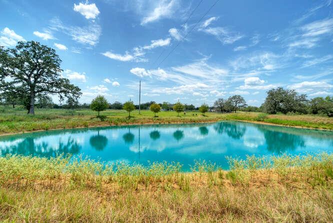 000 Patterson Rd, Flatonia, TX 78941