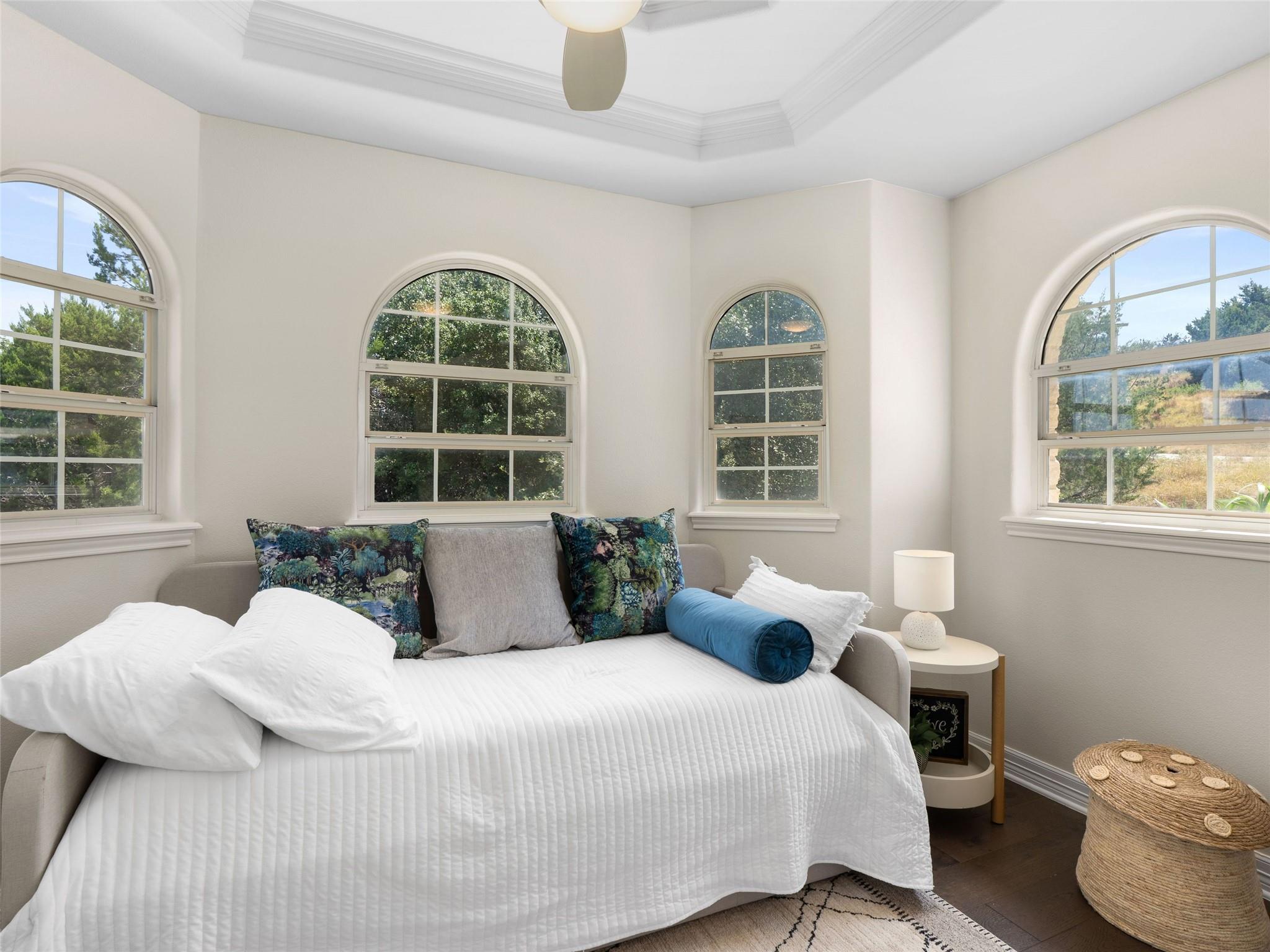 321 Village View Dr, Canyon Lake, TX 78133