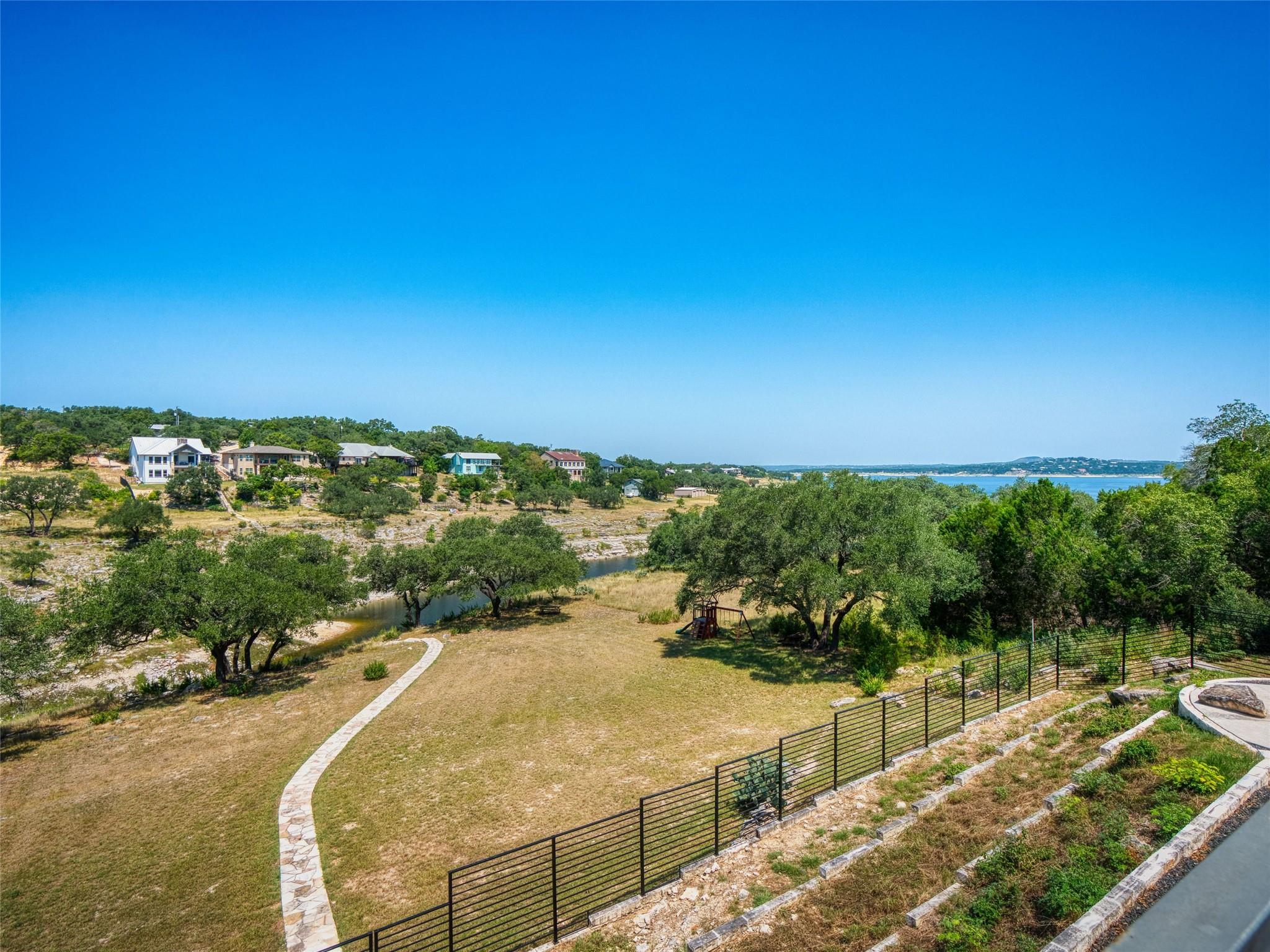 321 Village View Dr, Canyon Lake, TX 78133