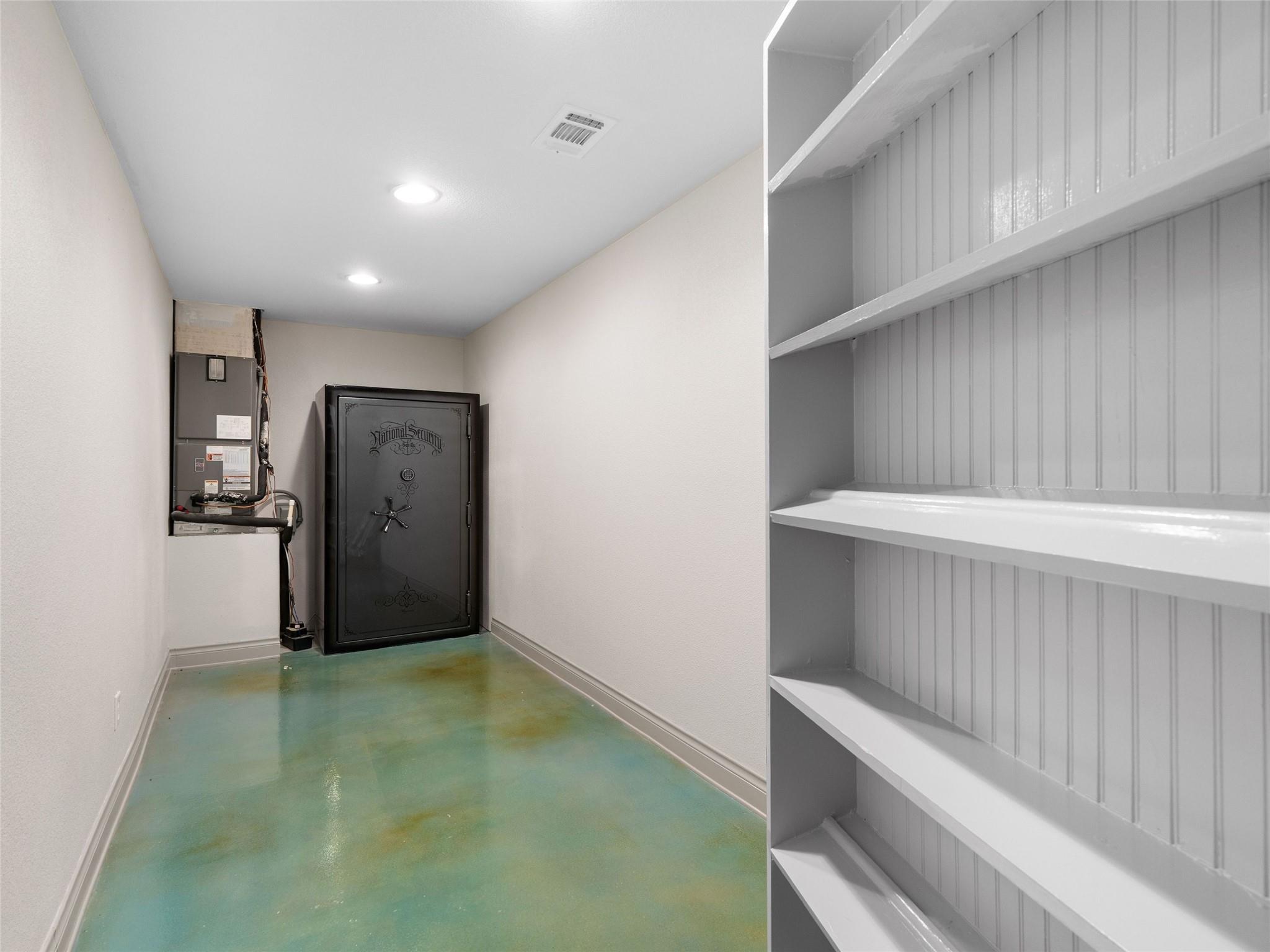 321 Village View Dr, Canyon Lake, TX 78133