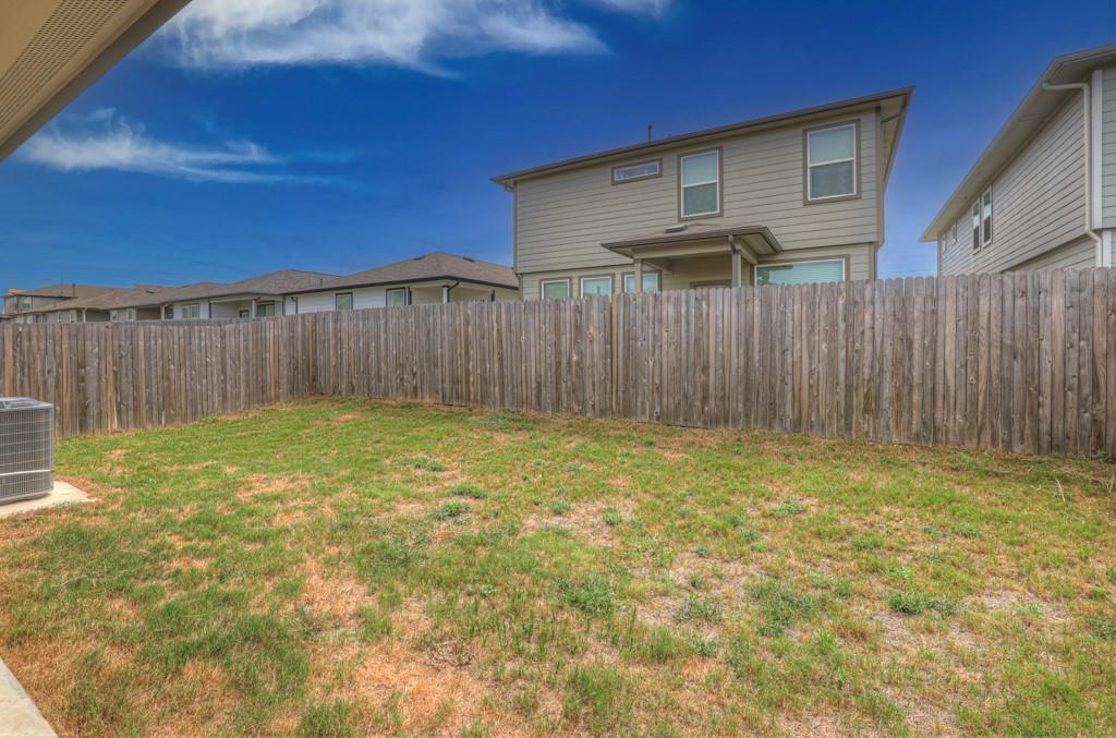 1312 Plymouth Rd, San Marcos, TX 78666