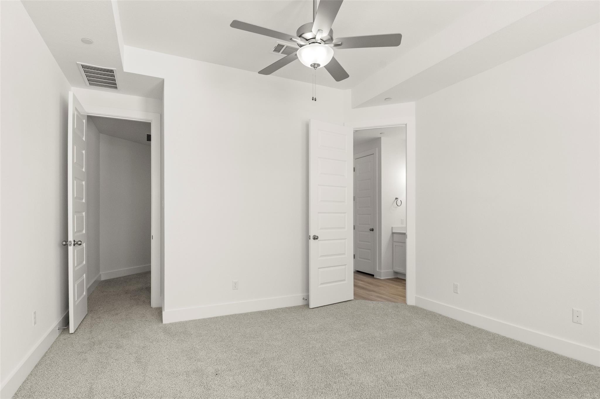 2033 Cora Ivy Ln, Round Rock, TX 78665