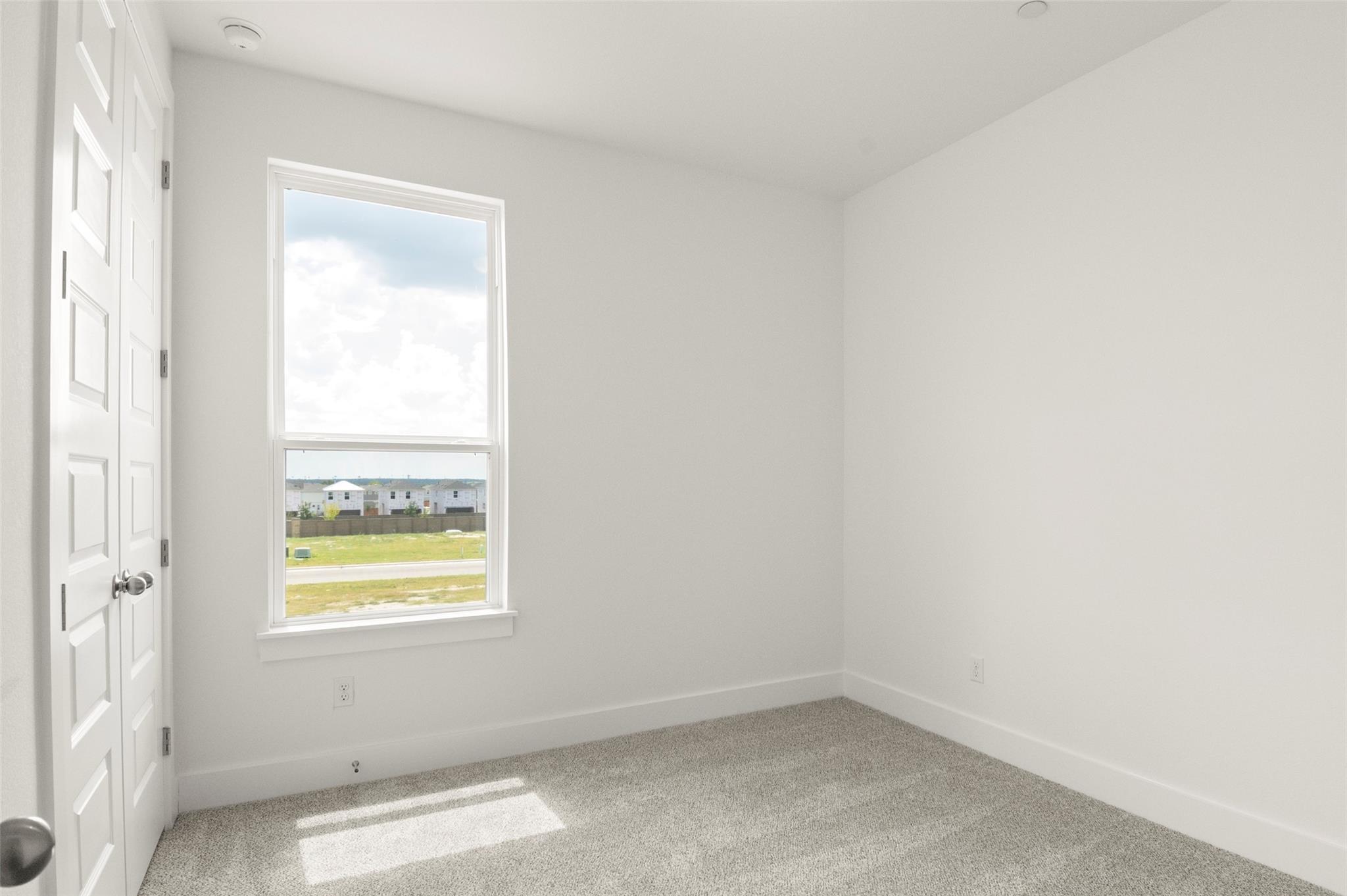 2033 Cora Ivy Ln, Round Rock, TX 78665