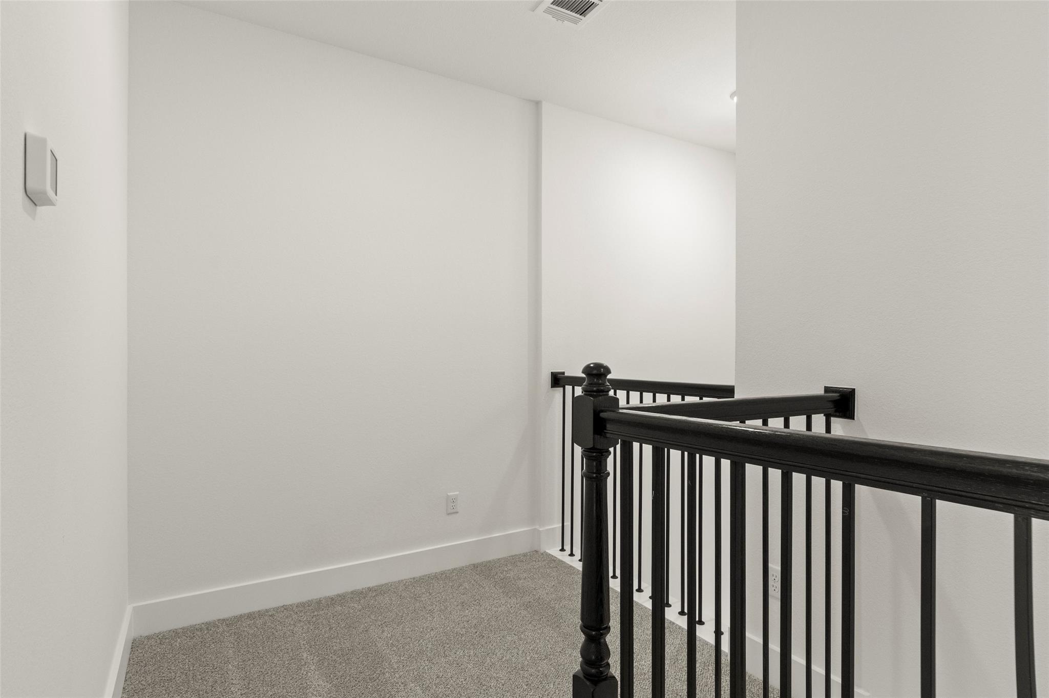 2033 Cora Ivy Ln, Round Rock, TX 78665