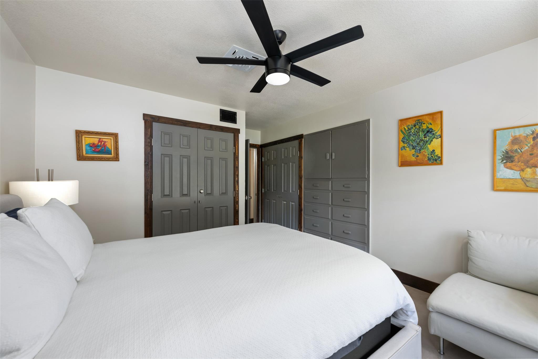 1806 Rogge Ln, Austin, TX 78723