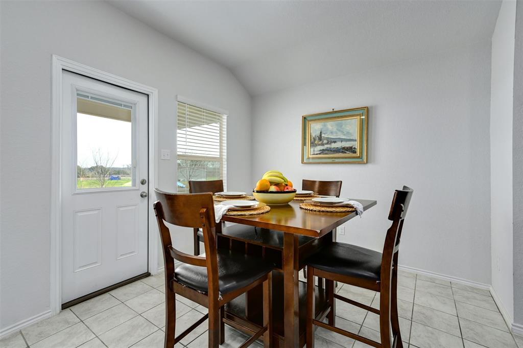 1045 Taggart Trl, Jarrell, TX 76537