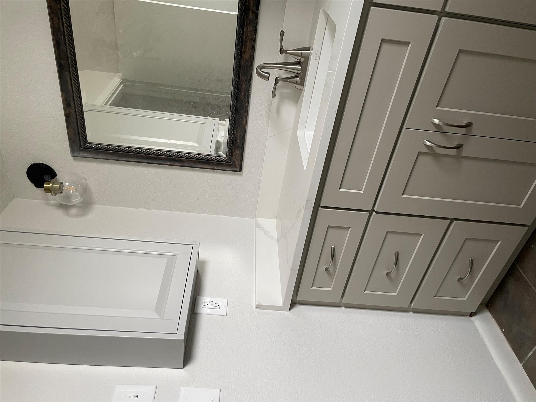 2222 Mission Hill Dr # 103, Austin, TX 78741