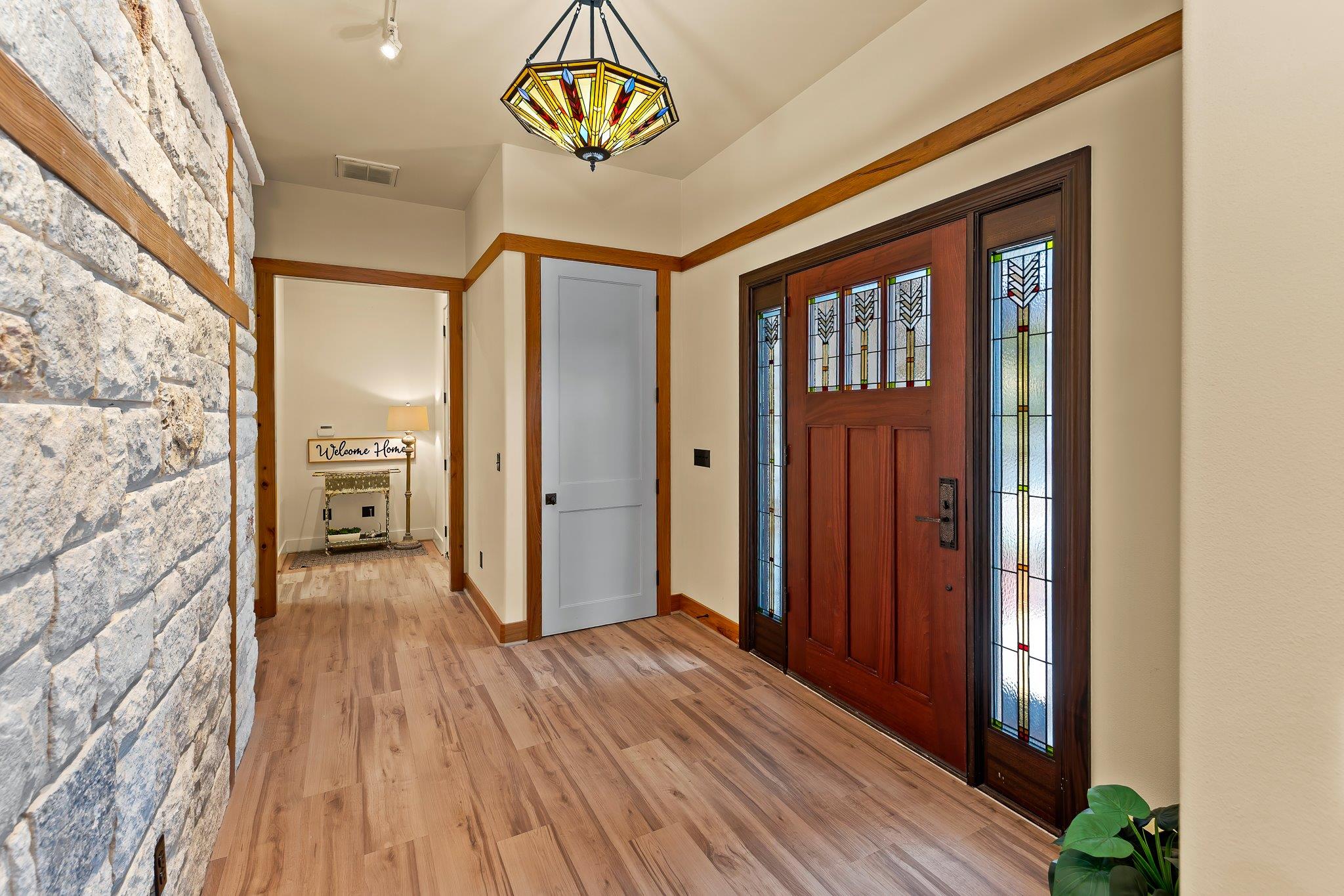 102 Potter Ln, Georgetown, TX 78633