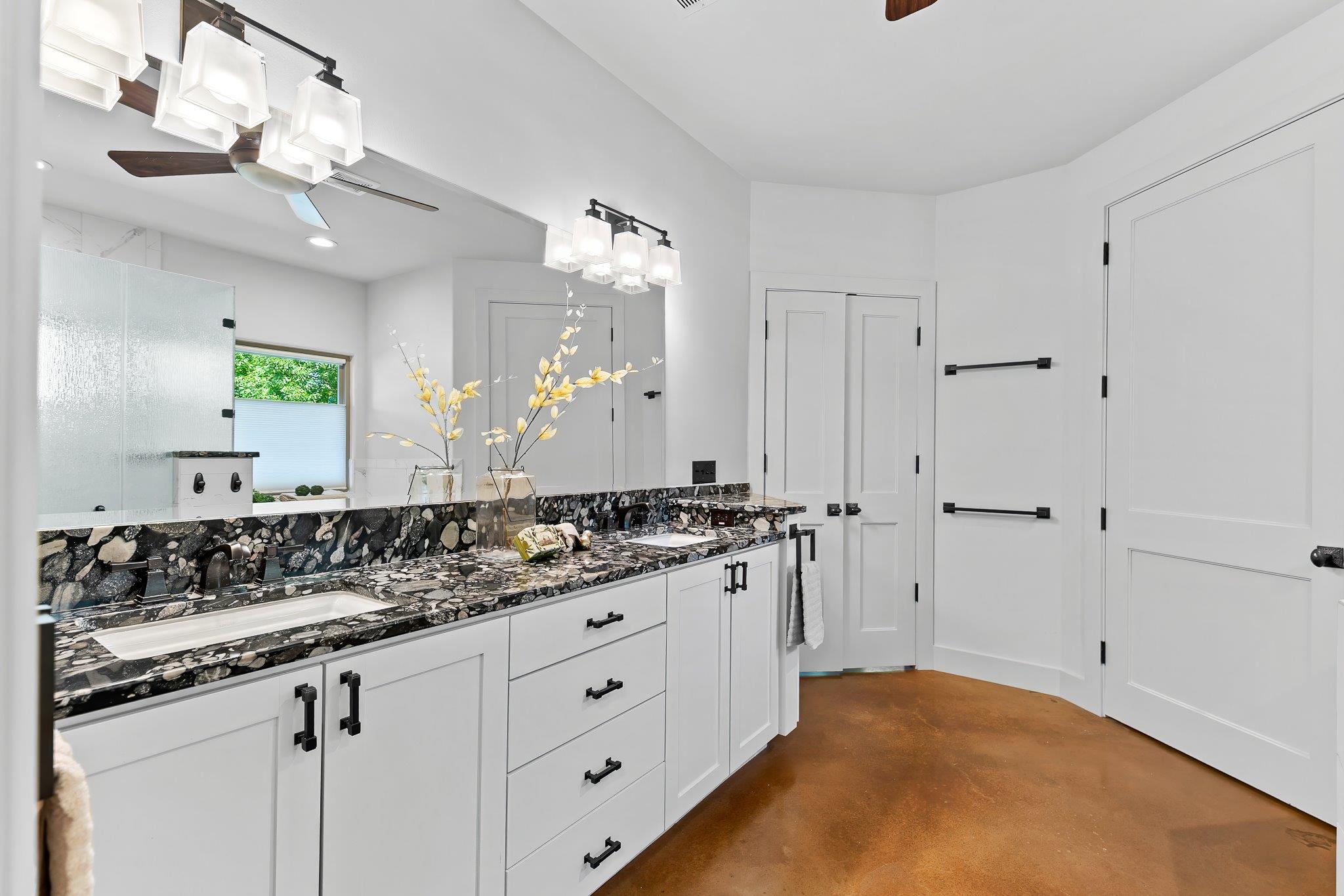 102 Potter Ln, Georgetown, TX 78633