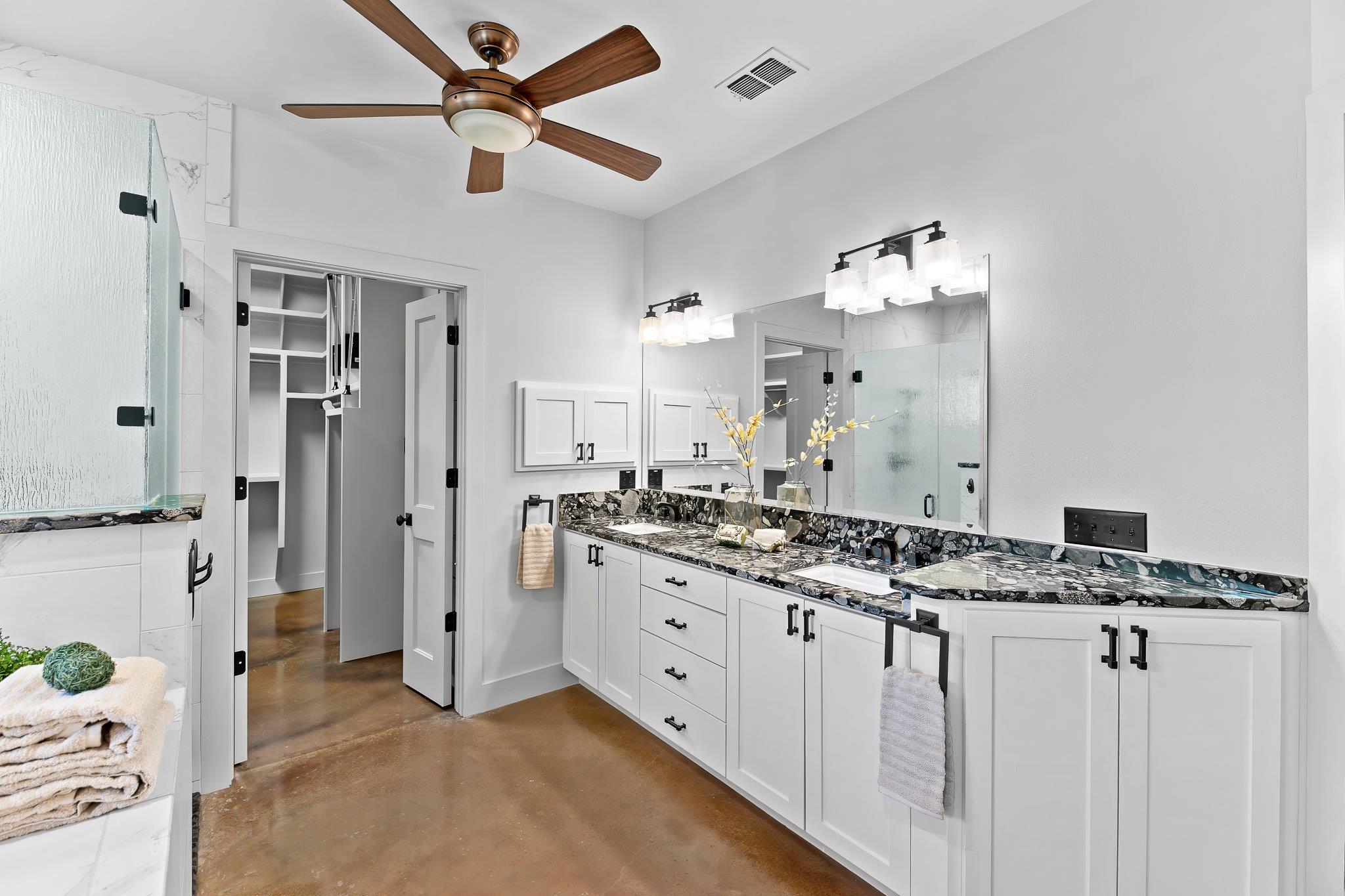 102 Potter Ln, Georgetown, TX 78633