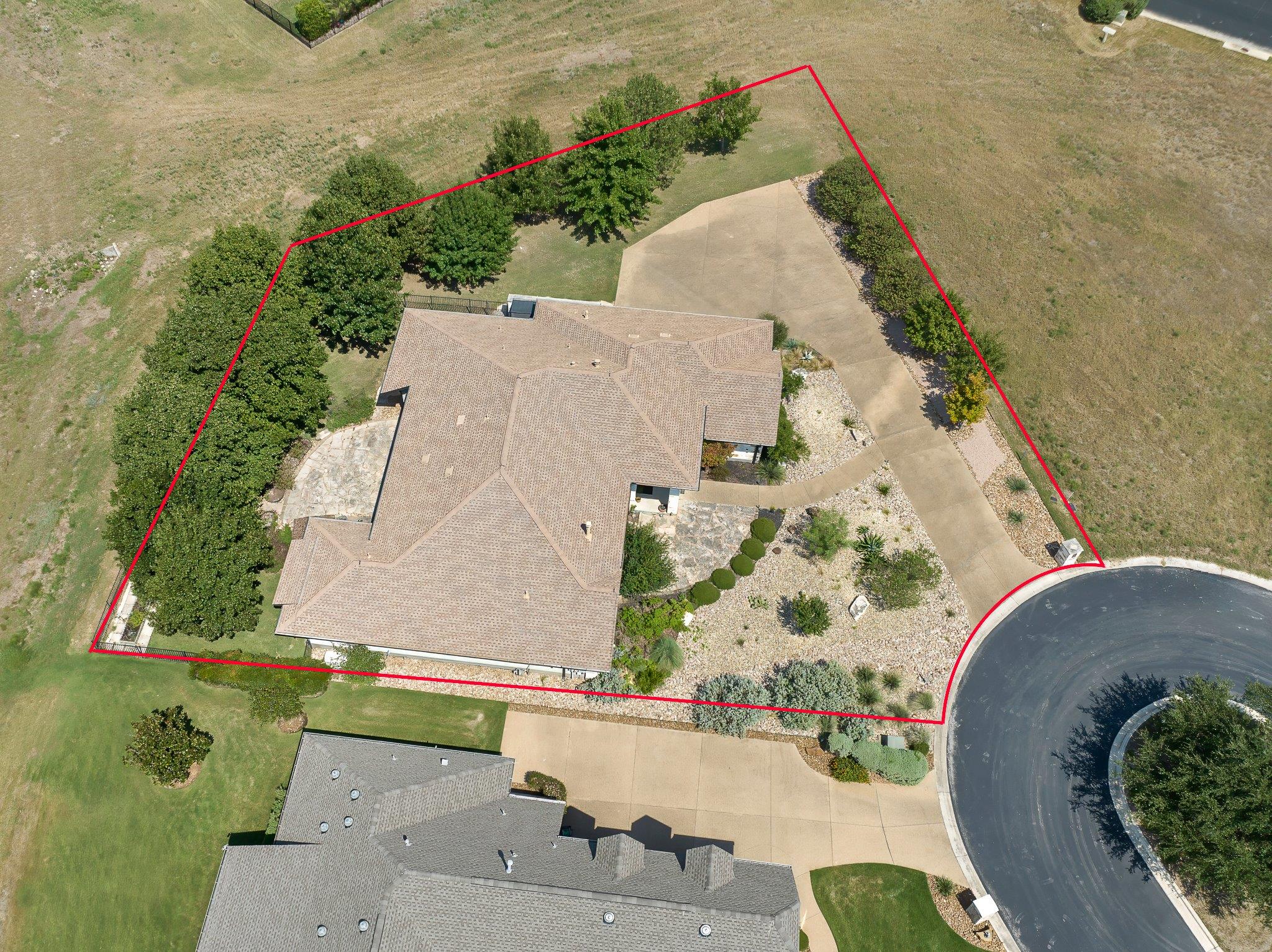 102 Potter Ln, Georgetown, TX 78633