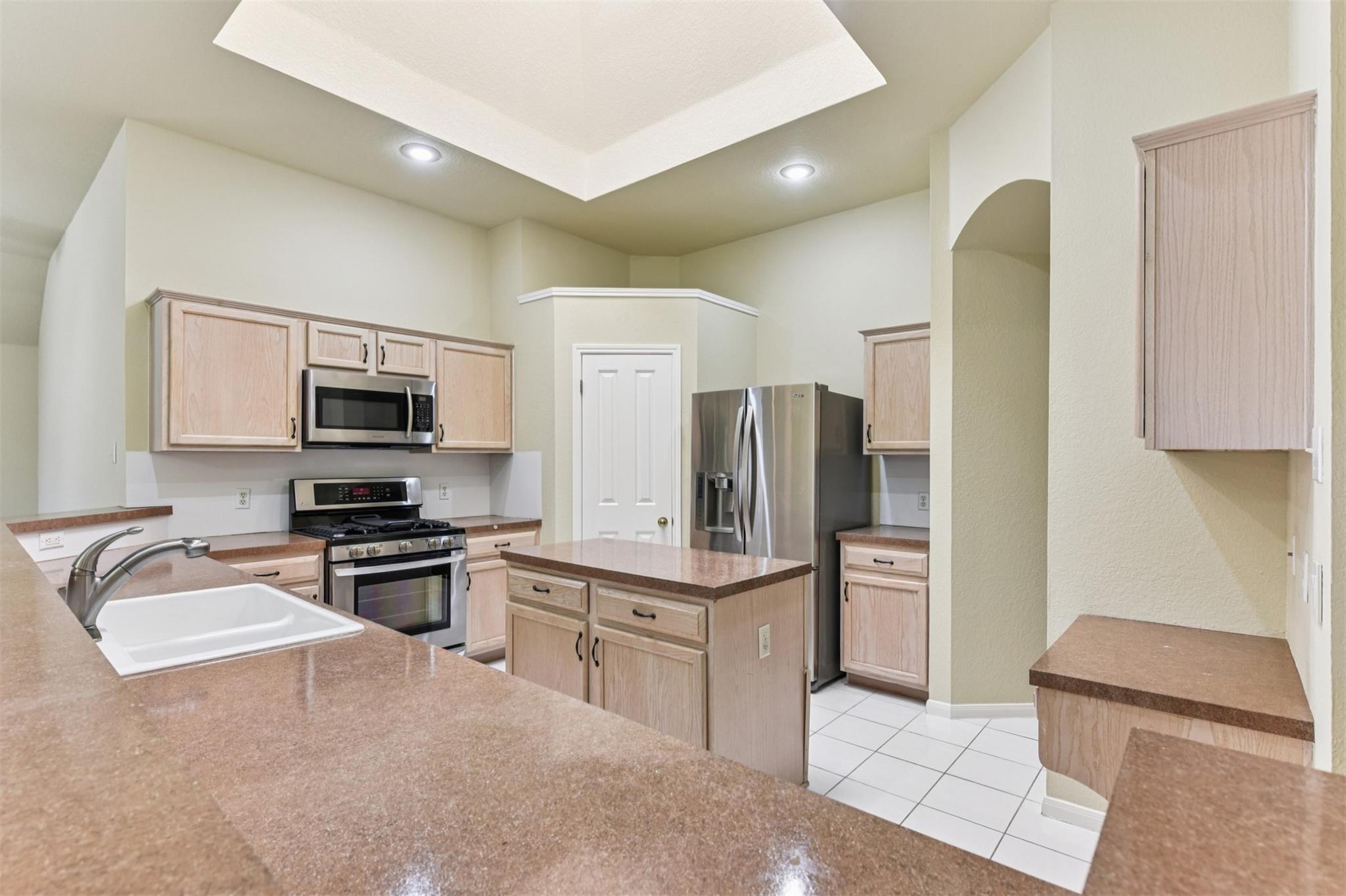 412 Settlers Valley Dr, Pflugerville, TX 78660