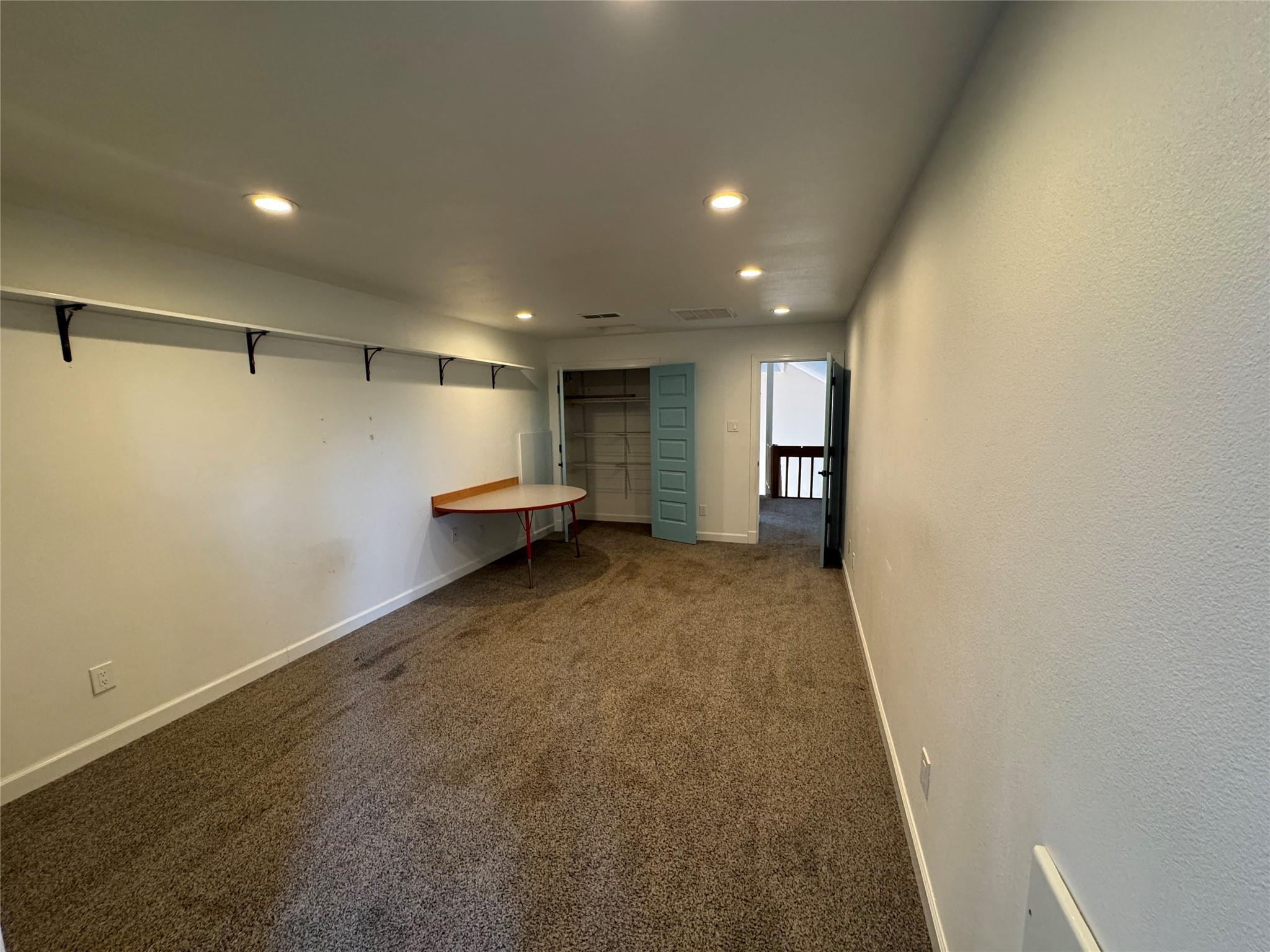 3633 Outback Trl, Spicewood, TX 78669