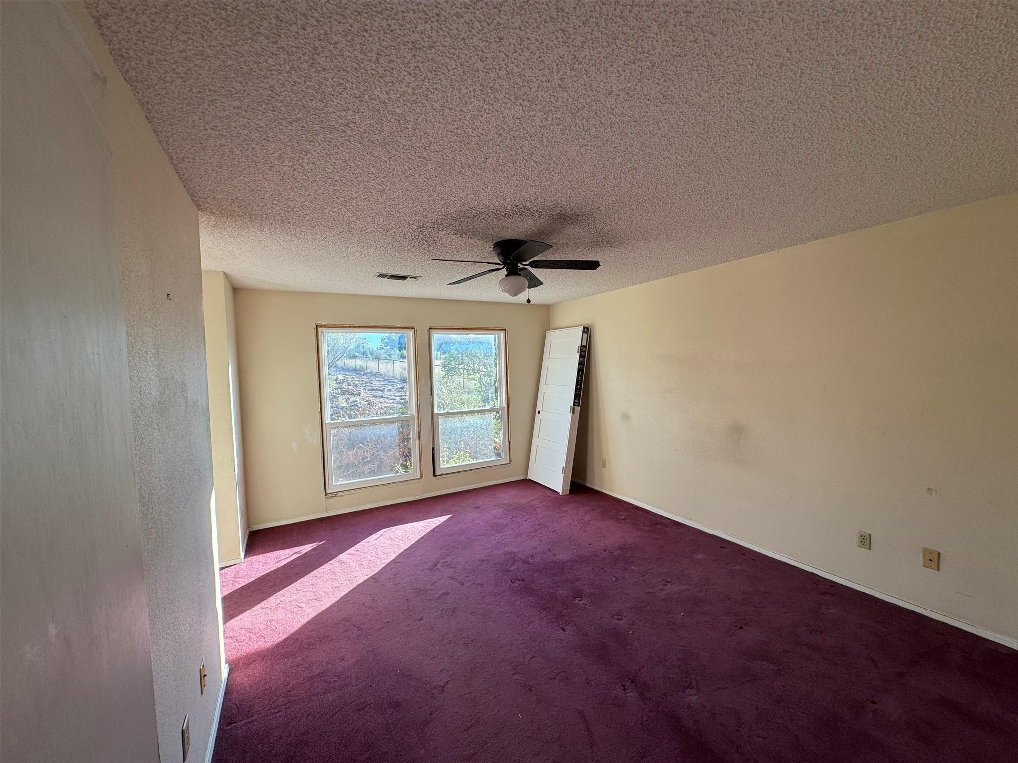 3633 Outback Trl, Spicewood, TX 78669