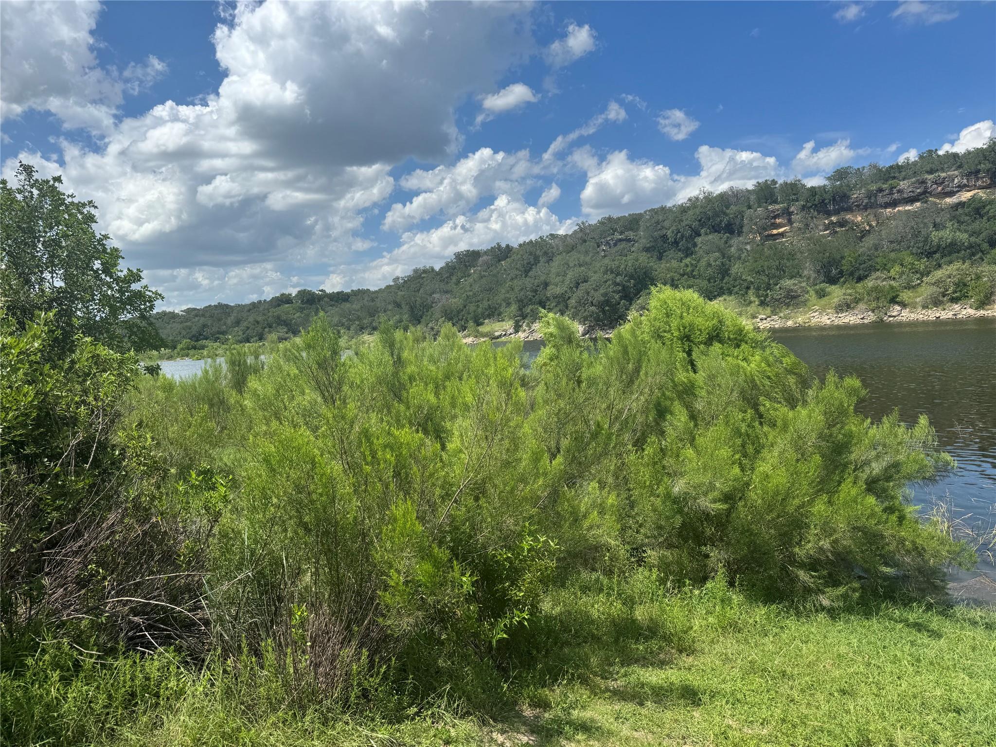 3633 Outback Trl, Spicewood, TX 78669