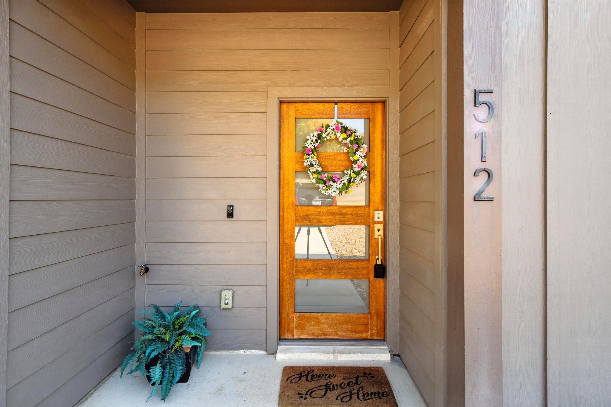 512 Palmer Dr, Point Venture, TX 78645