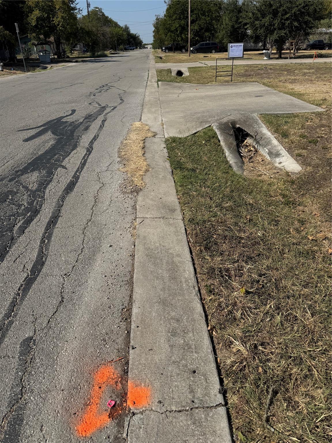 300 E Austin Ave, Hutto, TX 78634