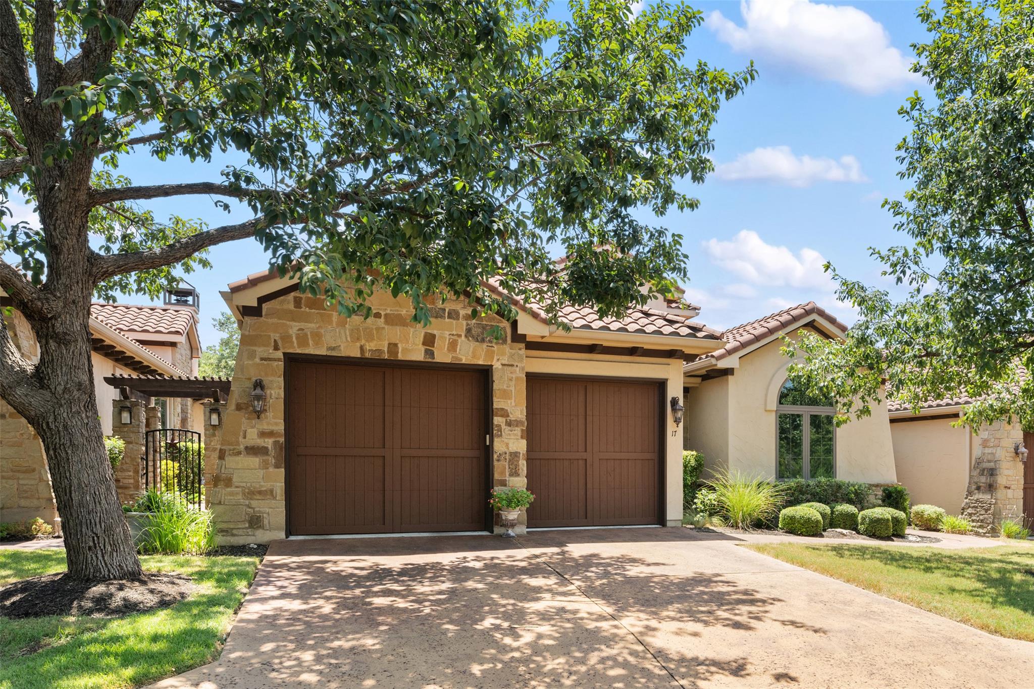 17 Borello Dr # 17, Austin, TX 78738