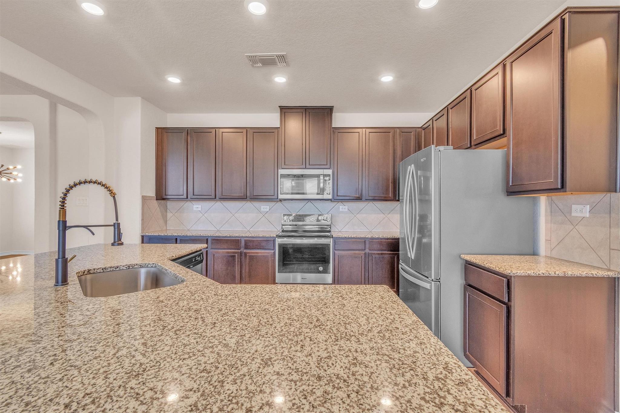 3894 Bentwood Way, New Braunfels, TX 78130