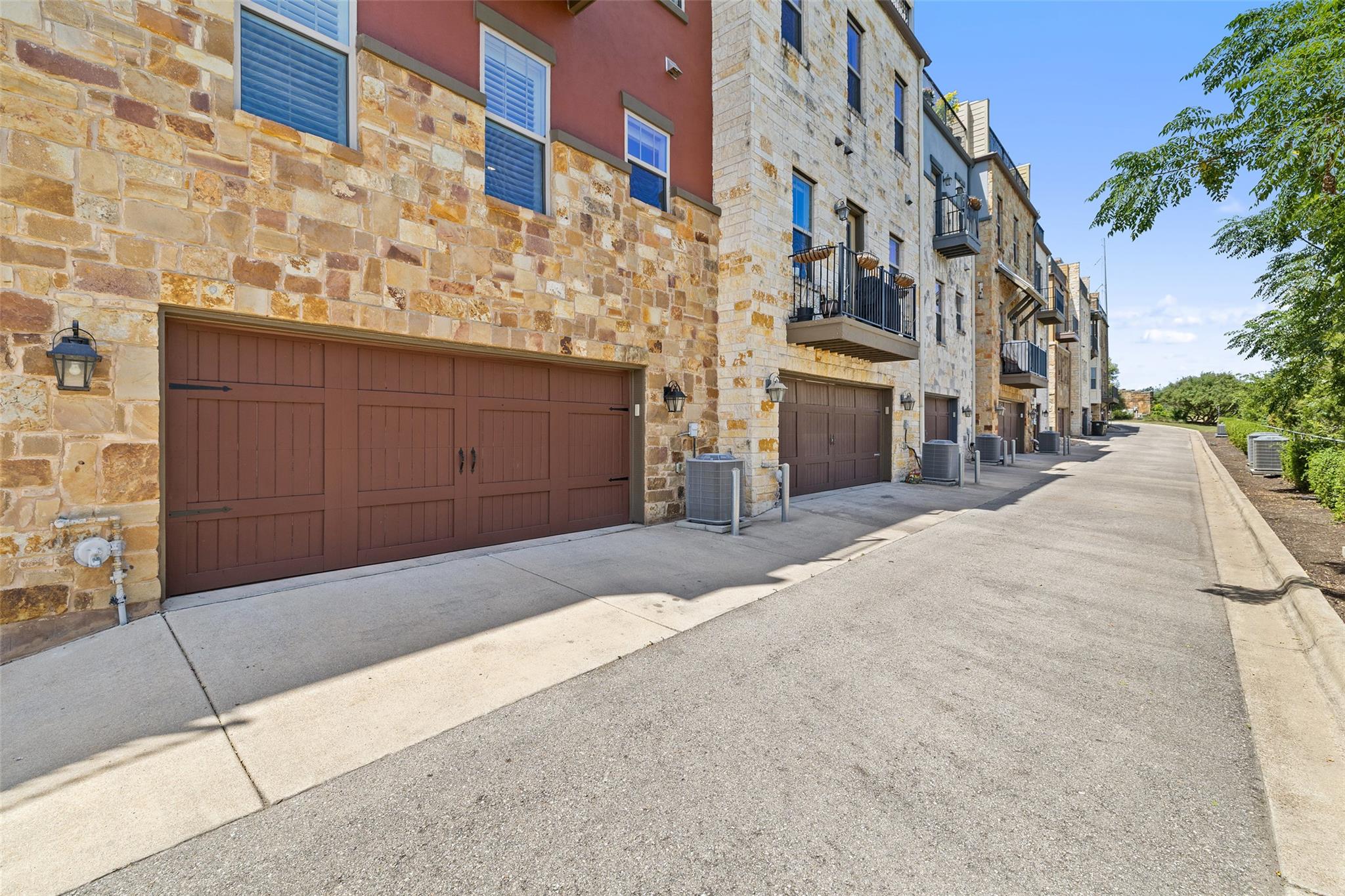 233 Adams St, Georgetown, TX 78628