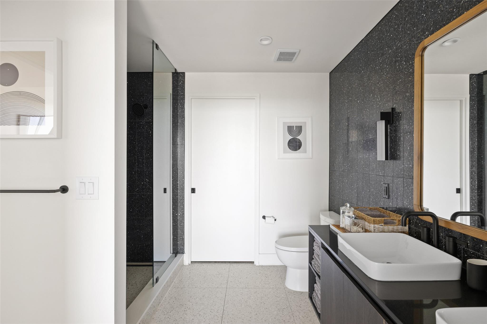 48 East Ave # 2405, Austin, TX 78701