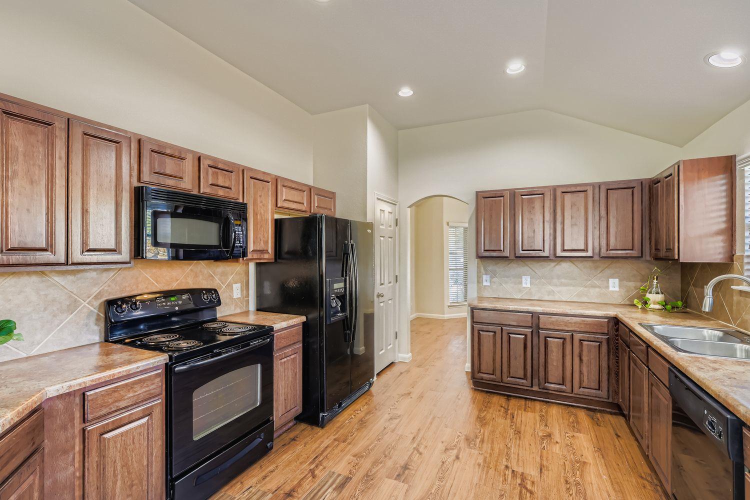 623 Kingbird Pl, New Braunfels, TX 78130