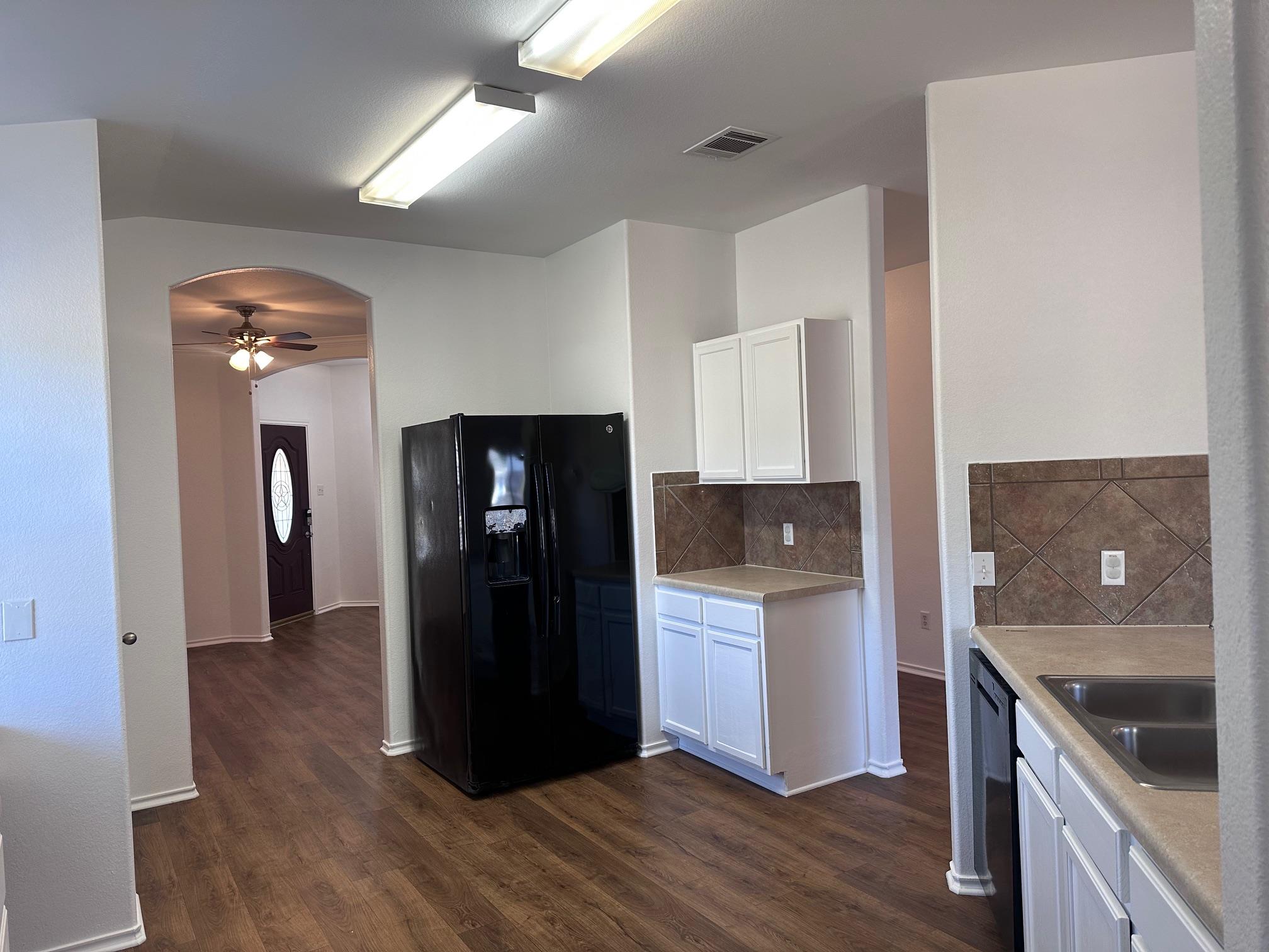 12720 Waynespur Ln, Elgin, TX 78621