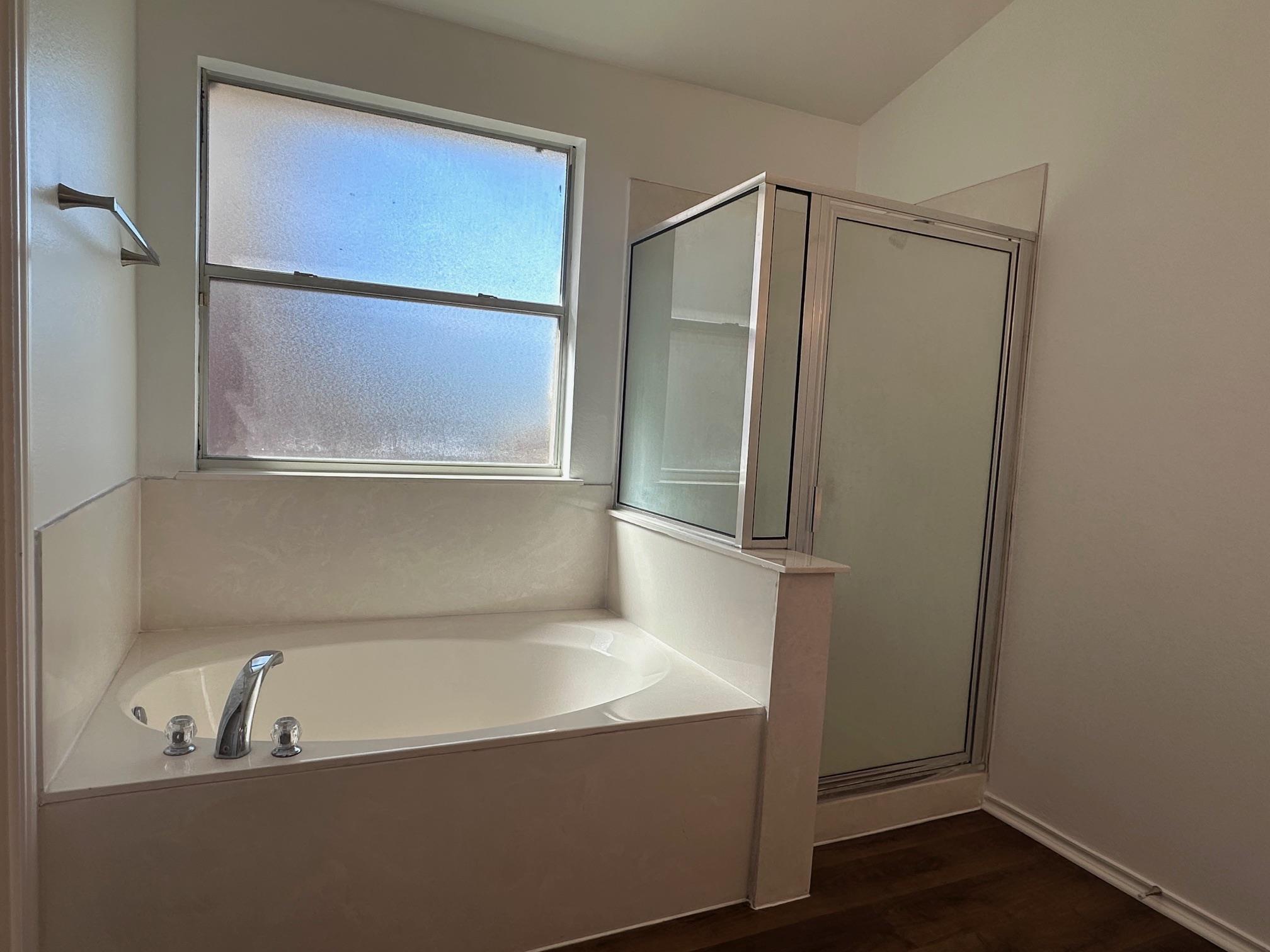 12720 Waynespur Ln, Elgin, TX 78621